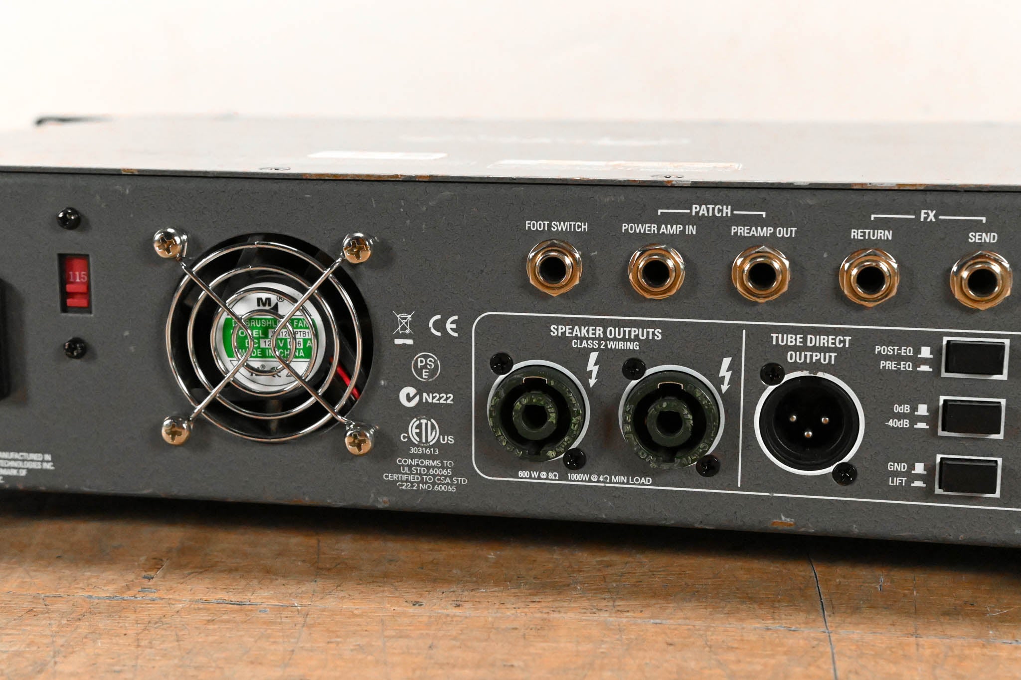 Ampeg SVT-7 PRO 1000W Bass Amp Head