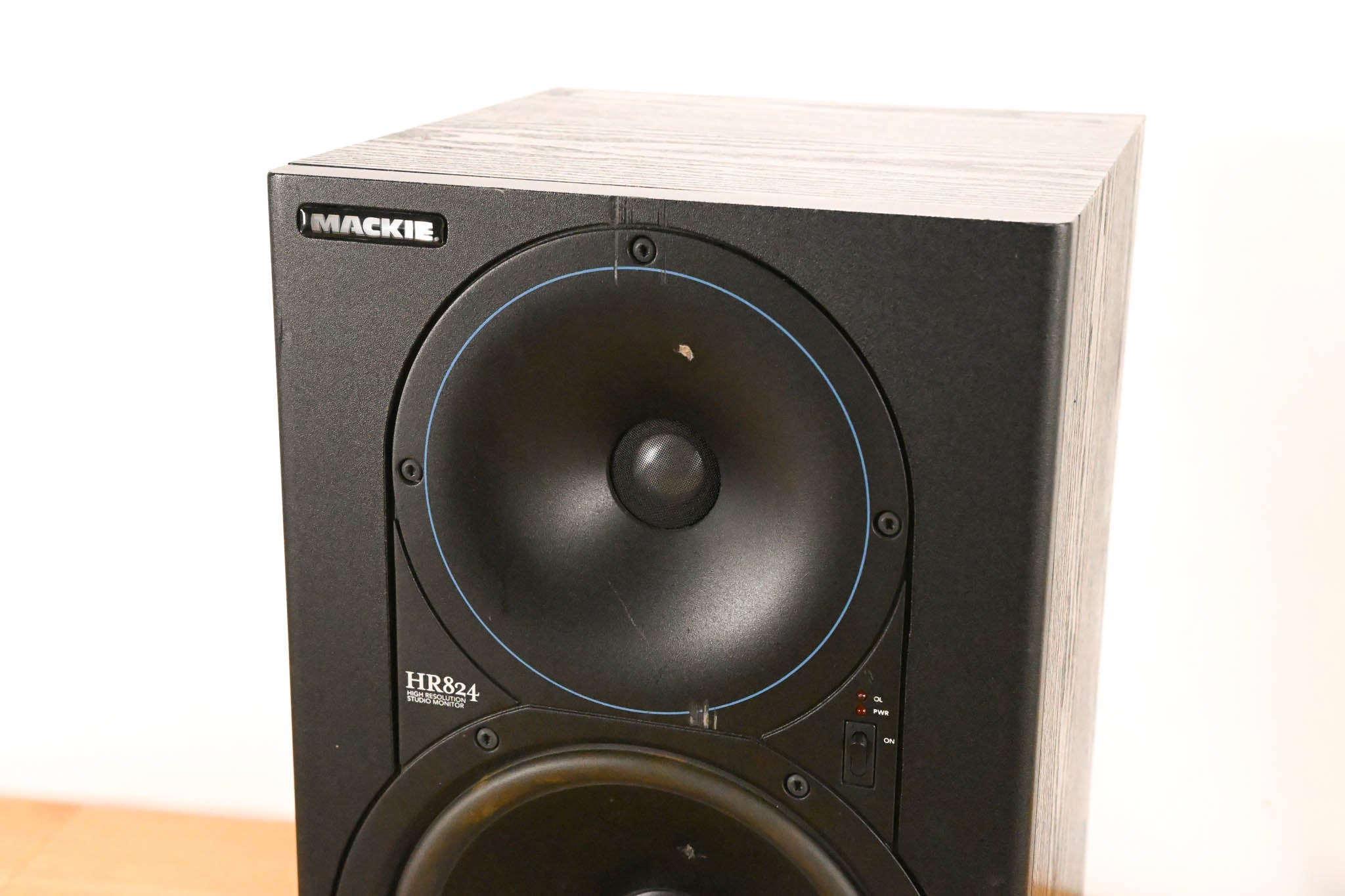 Mackie HR824 8.75-inch Active Studio Monitor