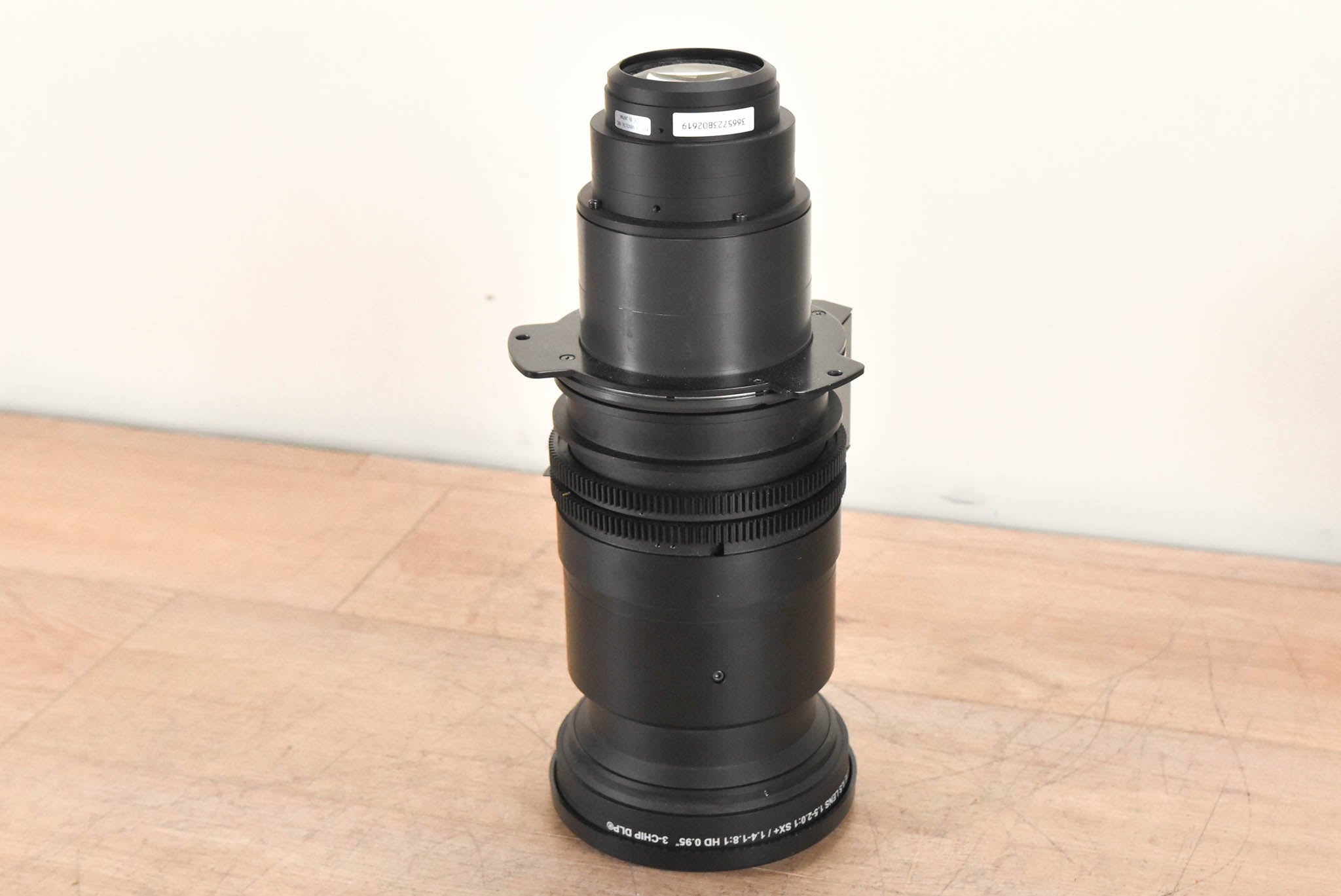 Christie ILS Lens 1.5-2.0:1 SX+ / 1.4-1.8:1 HD 0.95" 3-Chip DLP Lens