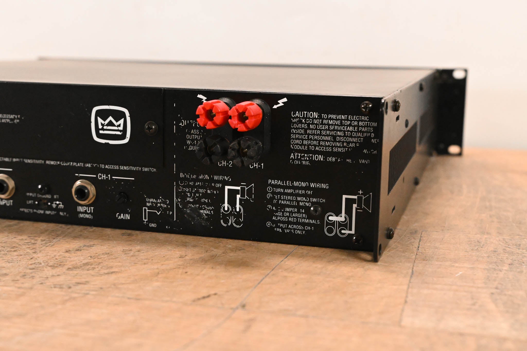 Crown 800 CSL 2-Channel Power Amplifier