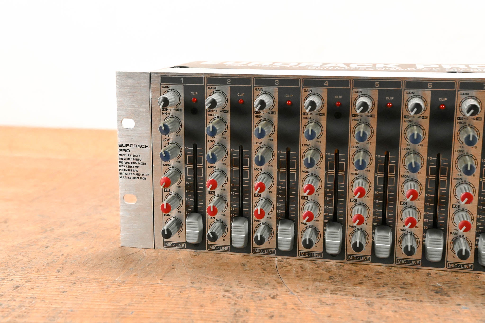 Behringer EURORACK PRO RX1202FX 12-Input Mic/Line Rack Mixer