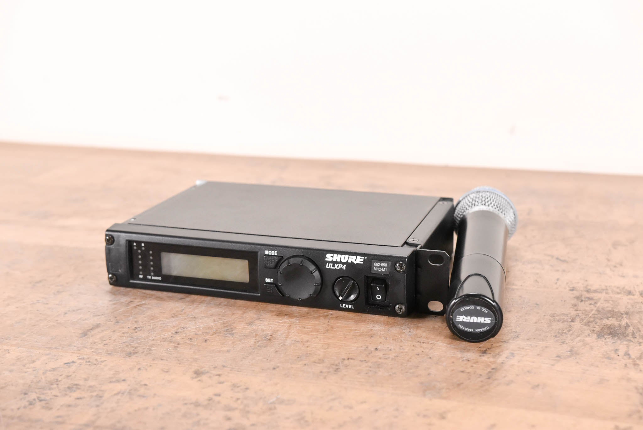 Shure ULXP24/BETA87A Wireless Handheld System -M1 Band (NO POWER SUPPLY)