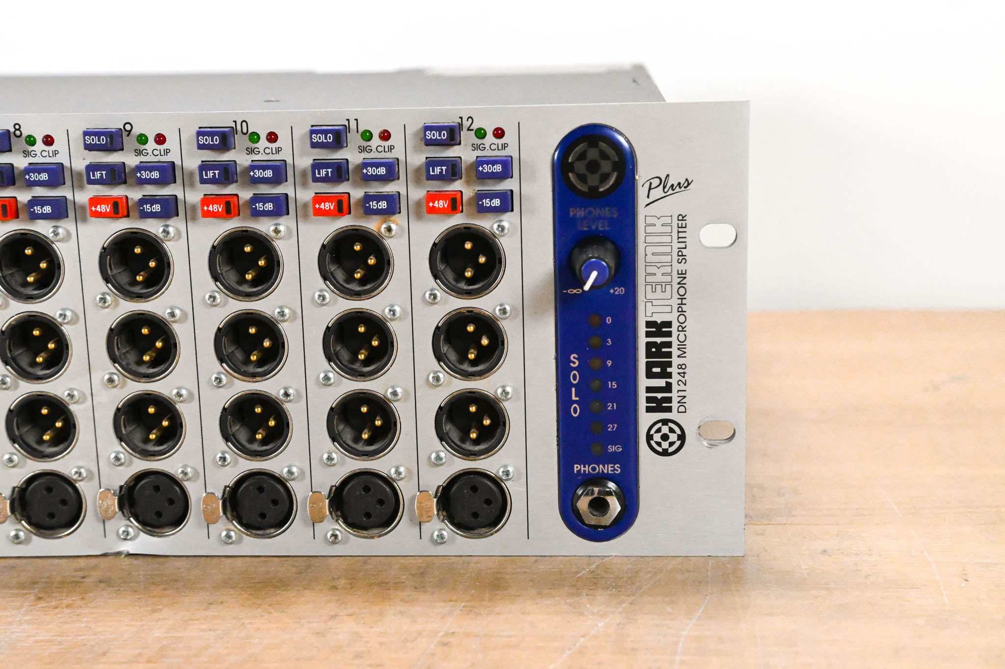 Klark Teknik DN1248+ Microphone Splitter