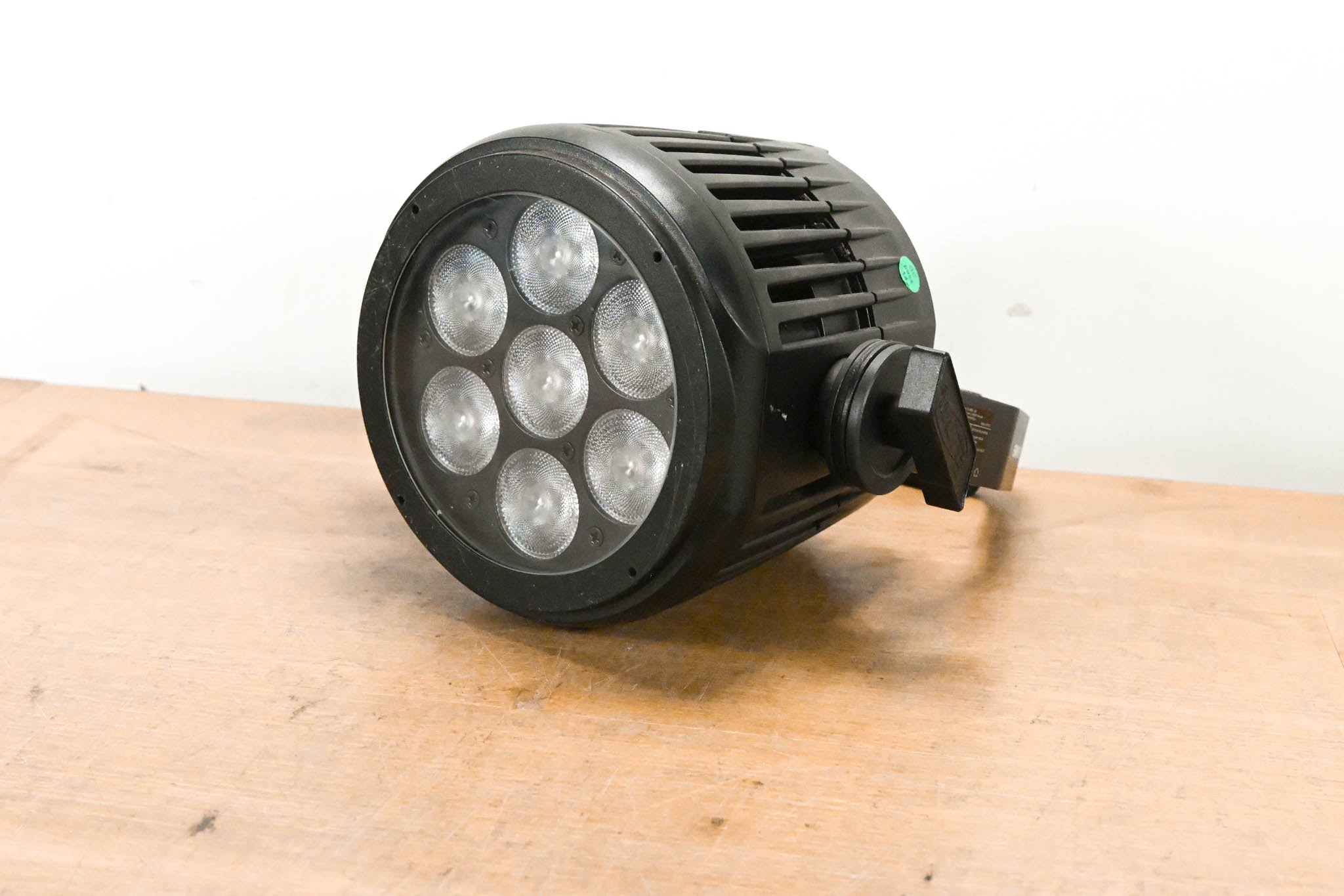 Elation SEVEN PAR 7IP 7-Color LED Par Wash Light (NO POWER CABLE)