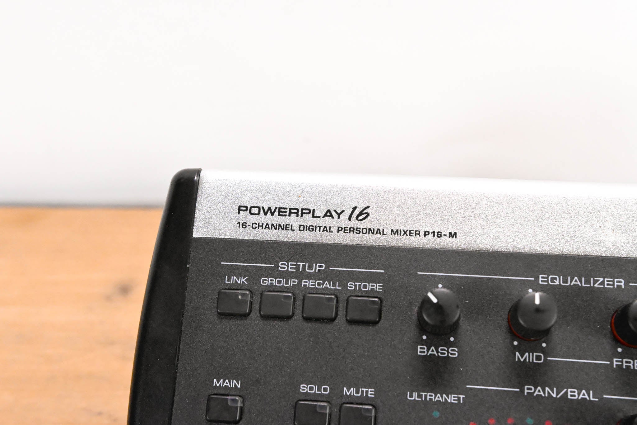 Behringer Powerplay P16-M 16-Channel Digital Personal Mixer