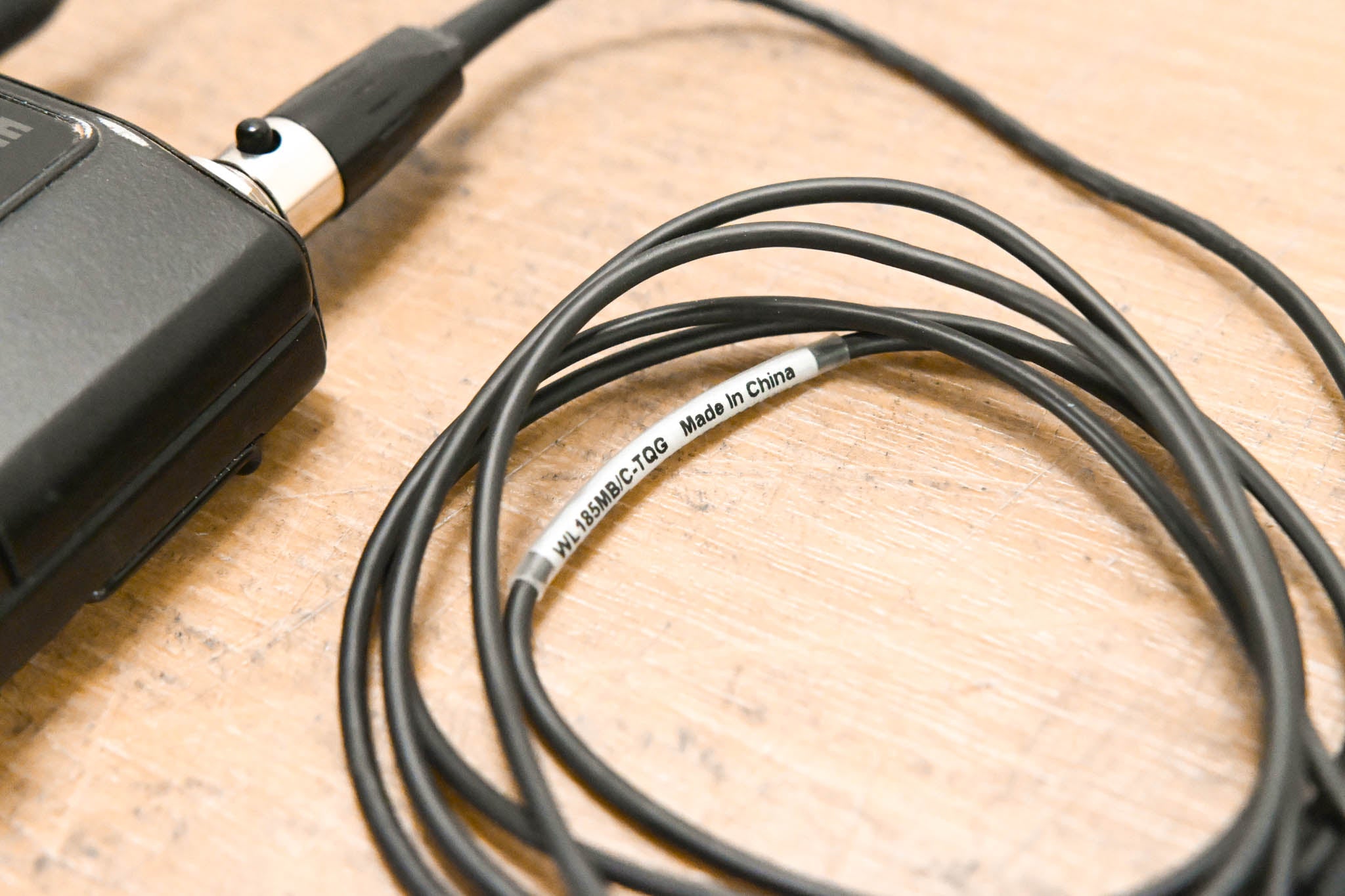 Shure QLXD14 Bodypack Wireless System w/ Lav Mic - G50 Band (NO PSU)