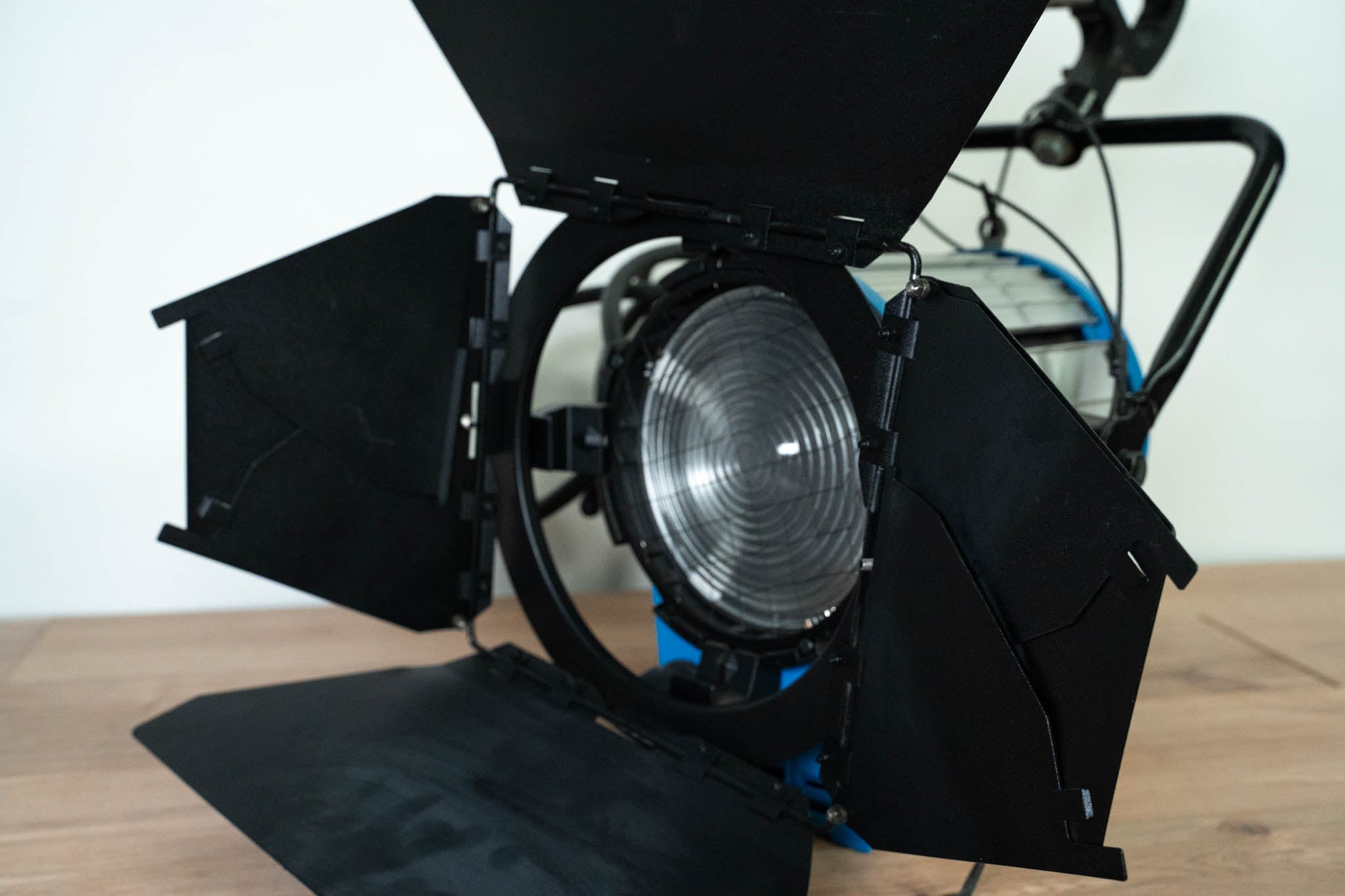 ARRI 2000 Fresnel Light Fixture