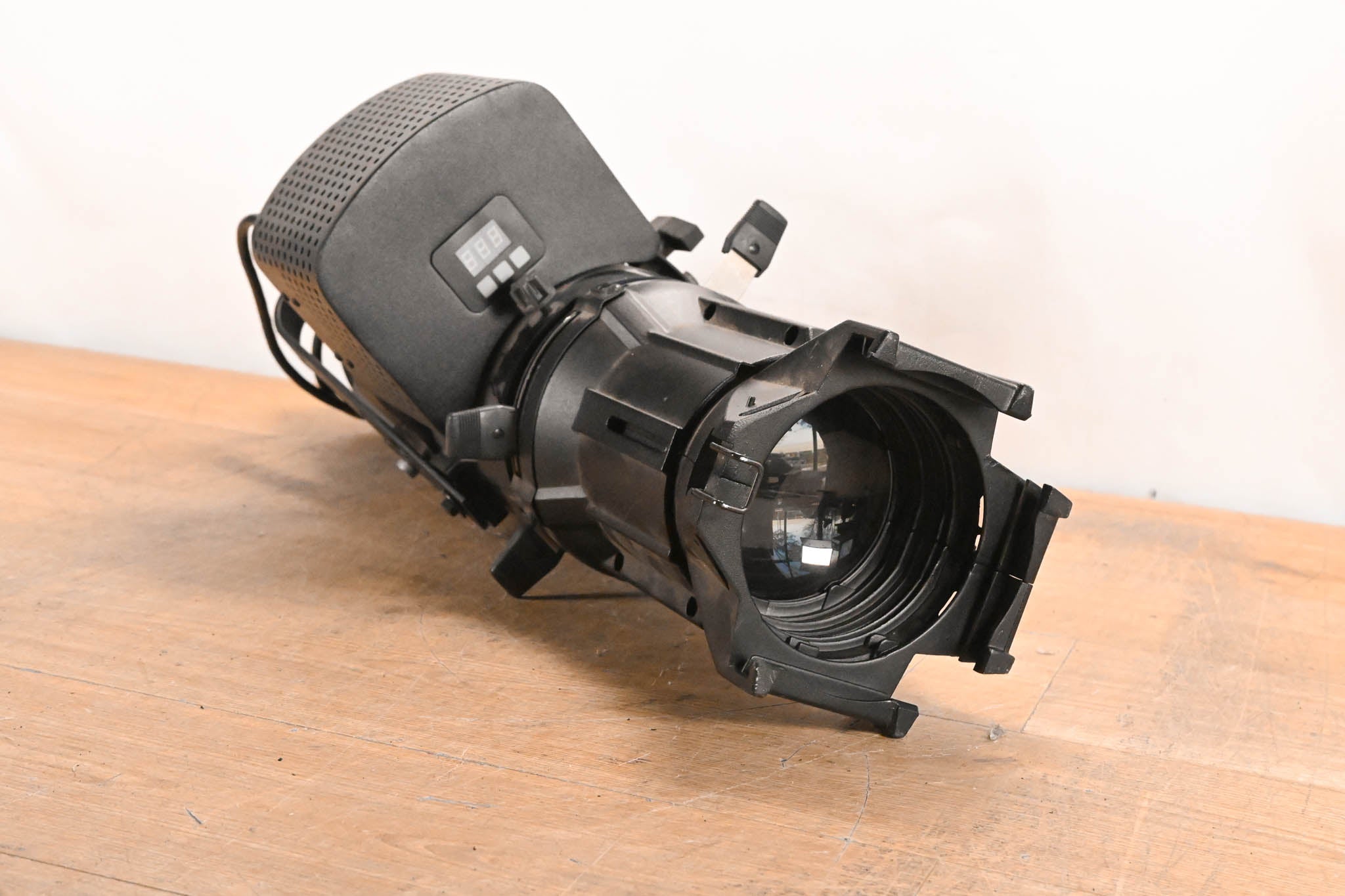 ETC Source Four 750 26 Degree Leko w/OceanOptics SeaChanger Color Engine