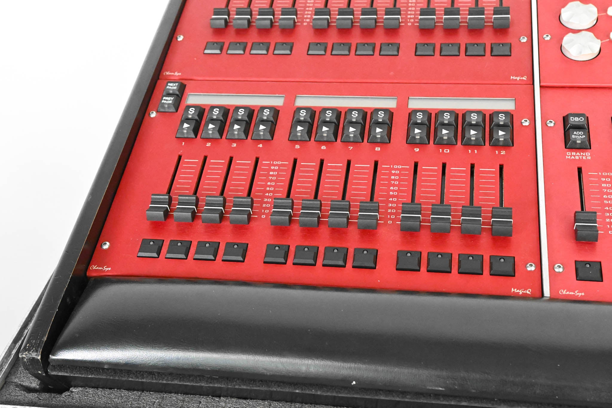 ChamSys MagicQ MQ200 Pro Lighting Control Console with Case