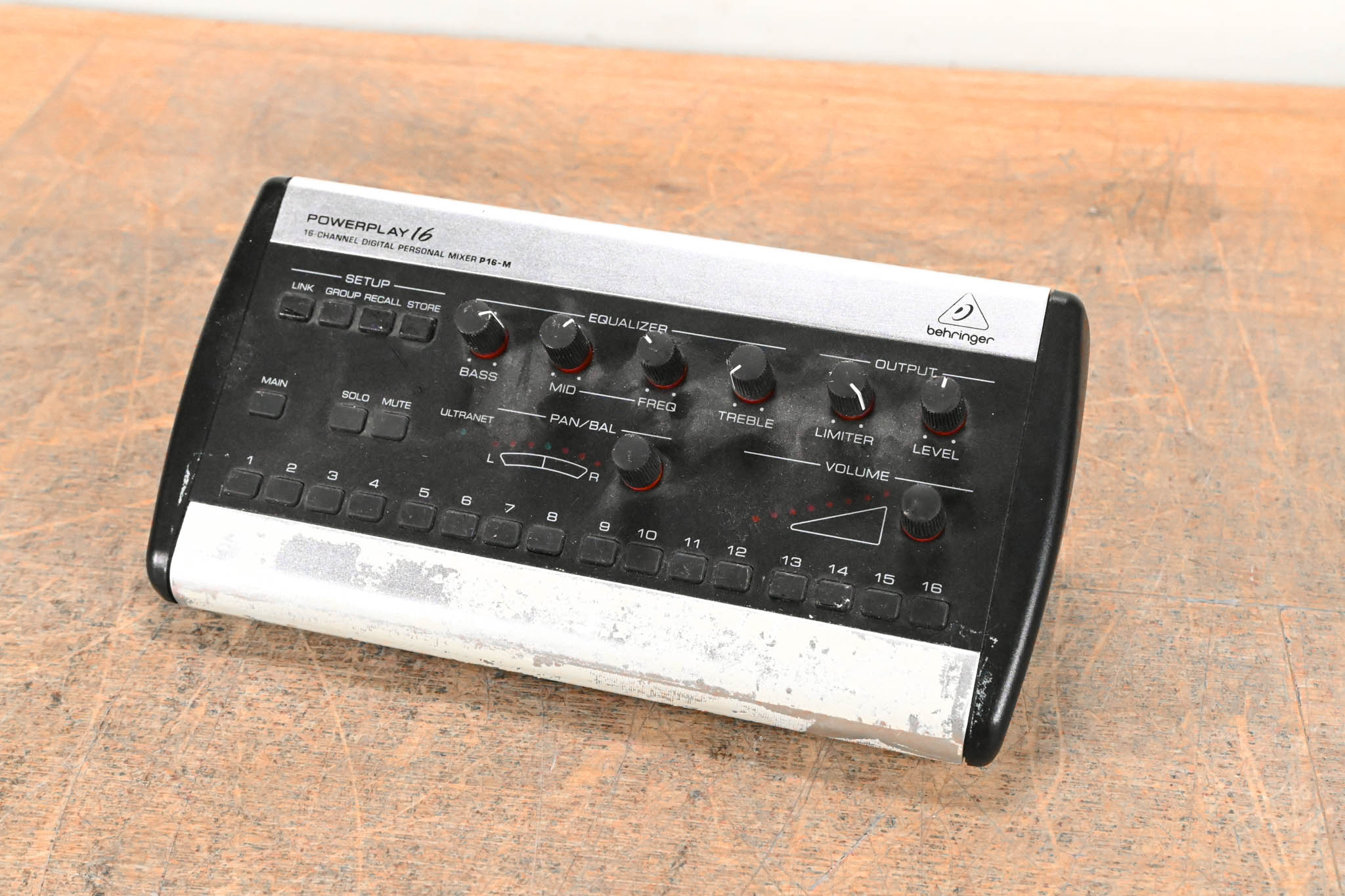 Behringer Powerplay P16-M 16-Channel Digital Personal Mixer