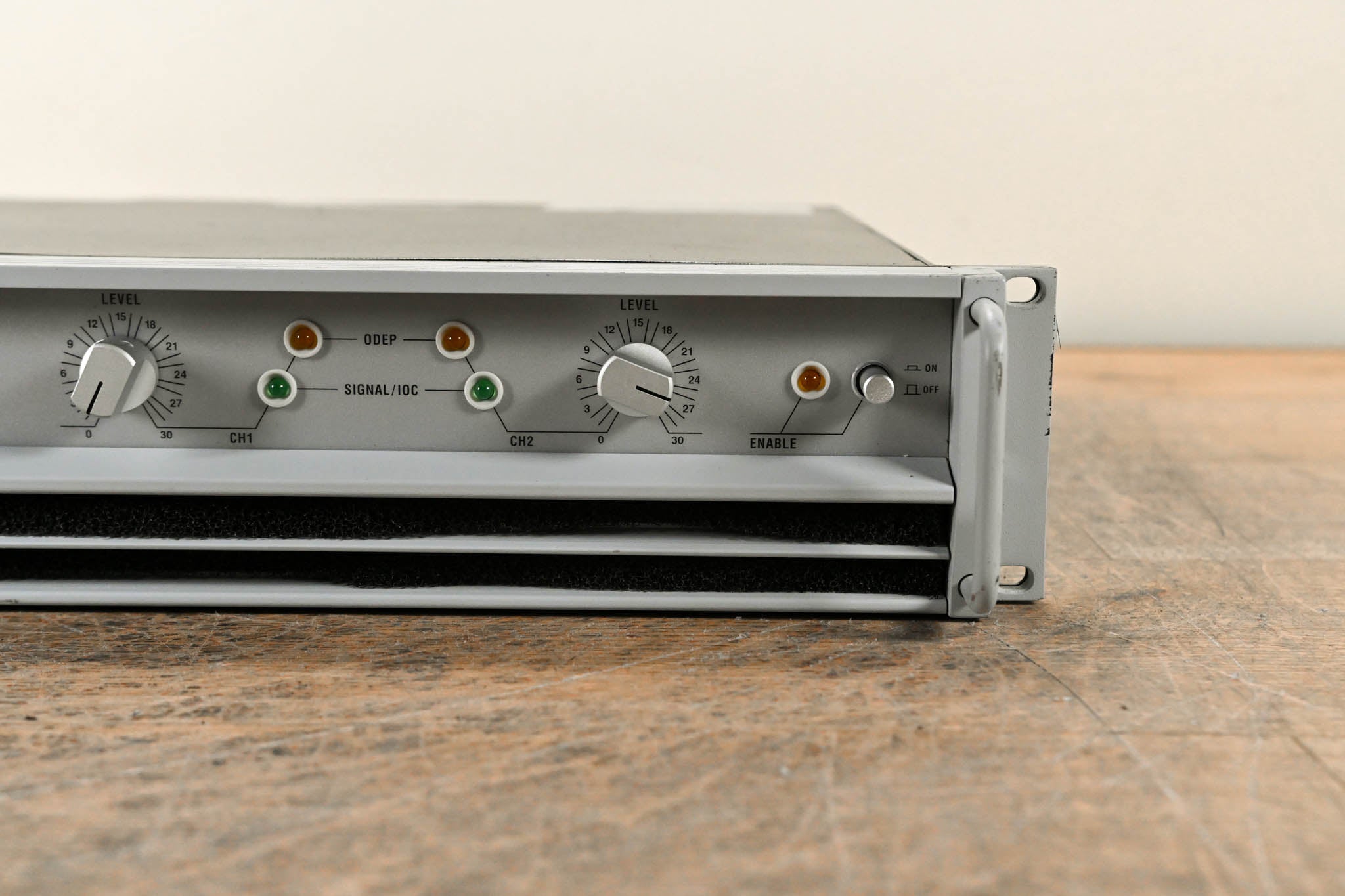 Crown Macro-Tech 3600VZ 2-Channel Power Amplifier