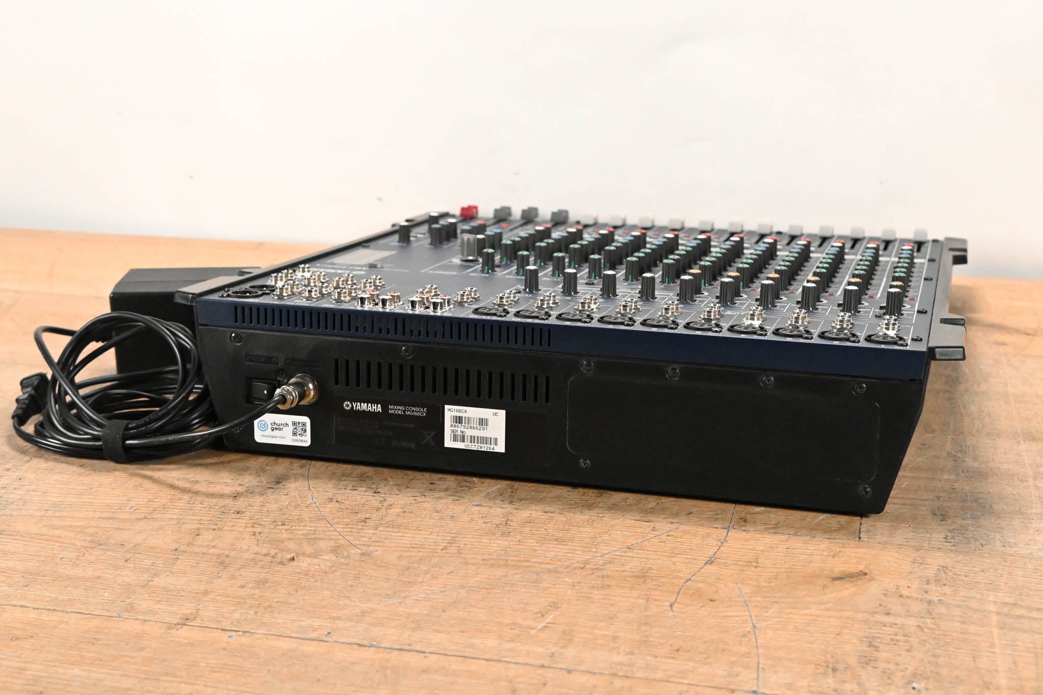 Yamaha MG166CX 16-Channel, 6-Bus Analog Mixer