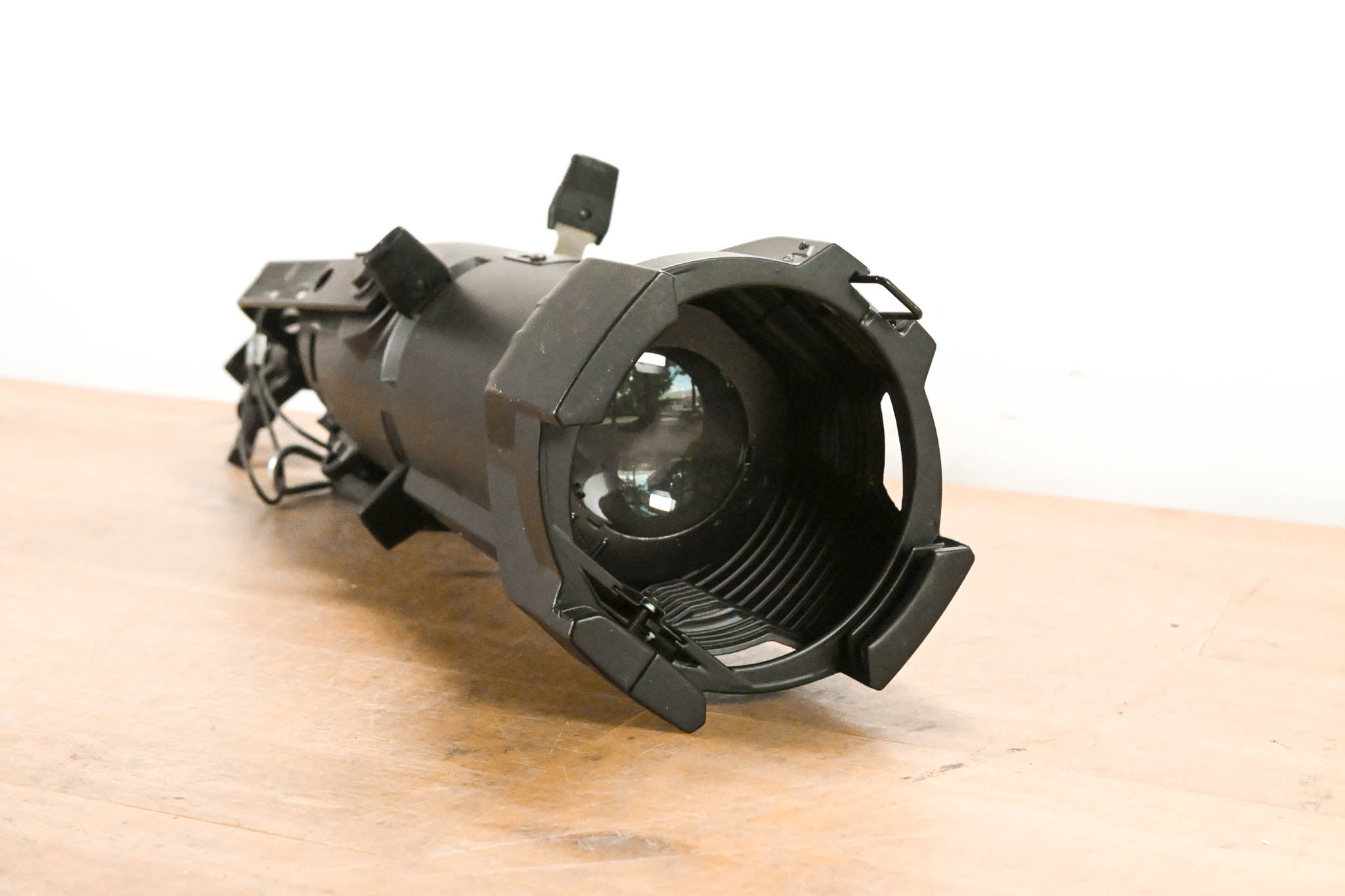 ETC Source Four Jr 26 Degree 575 Ellipsoidal Light