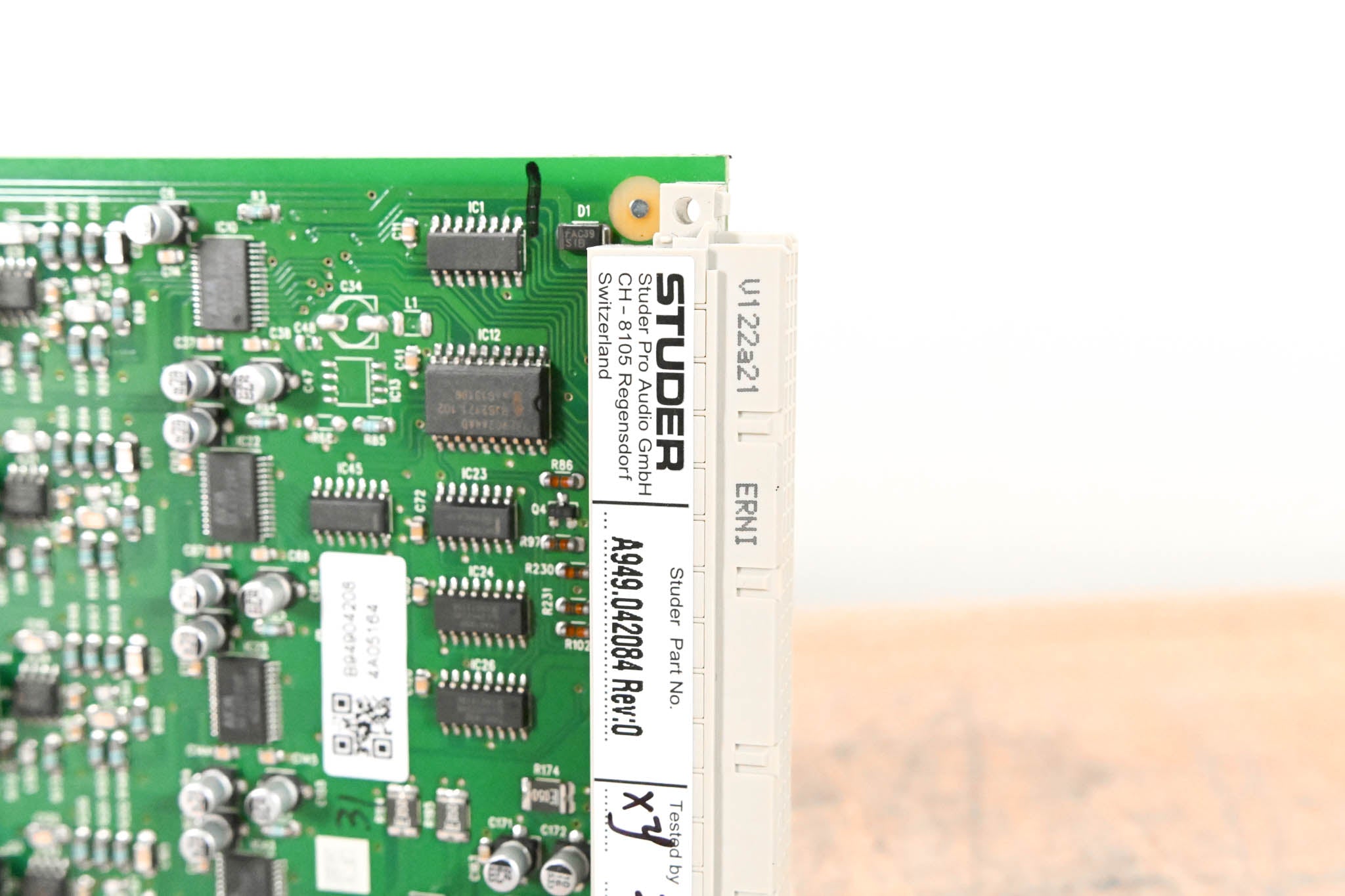 Studer 8-Channel Analog Line Out Card for D21m & D23m Modular I/O System