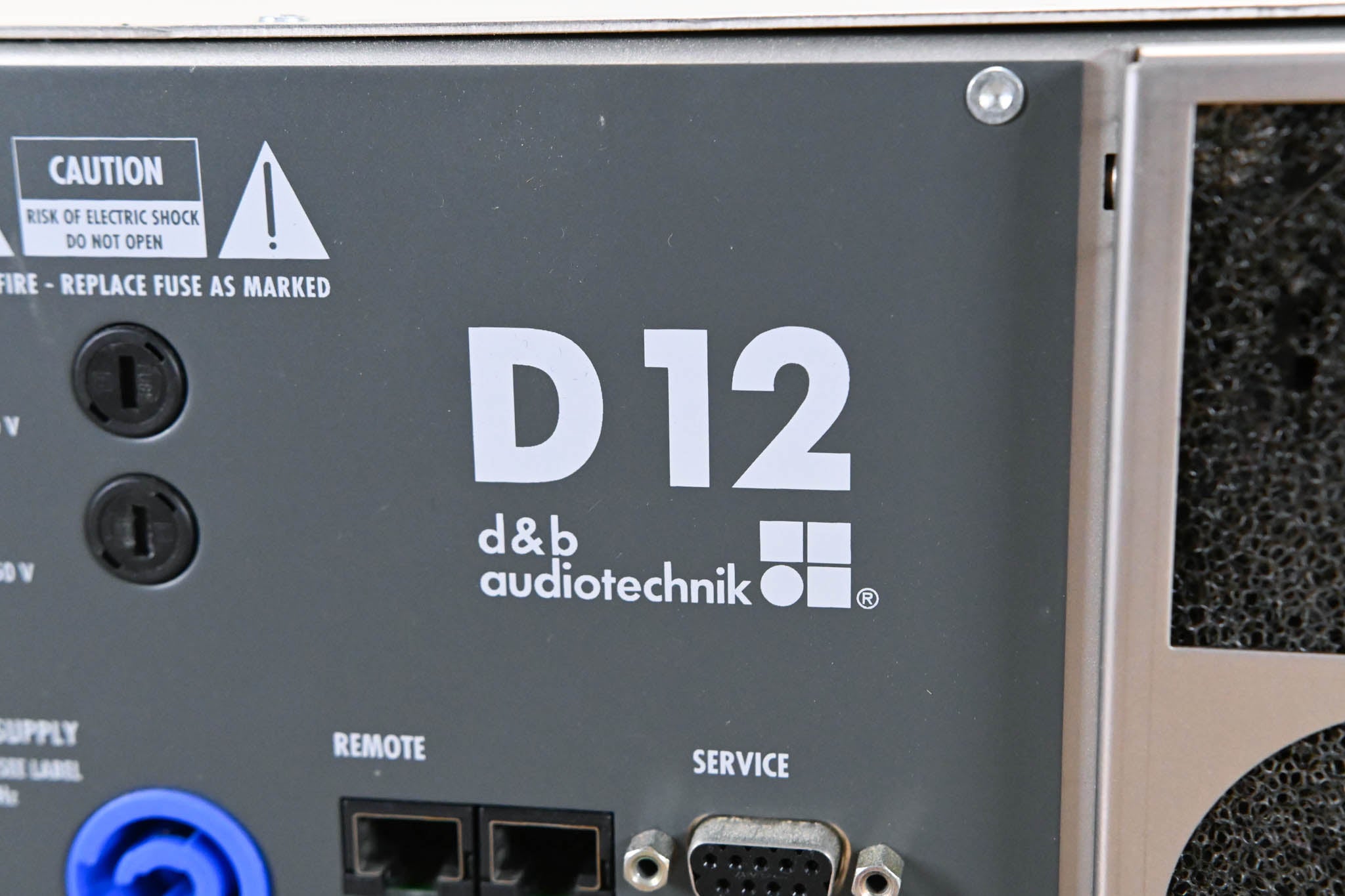 d&b audiotechnik D12 Dual-Channel Power Amplifier