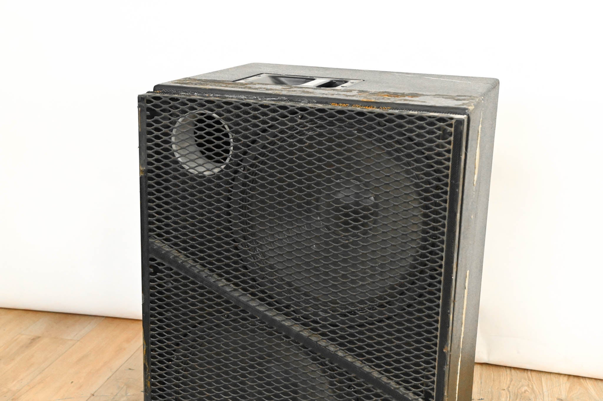 Meyer Sound UltraSeries USW-1 Dual 15" Passive Subwoofer