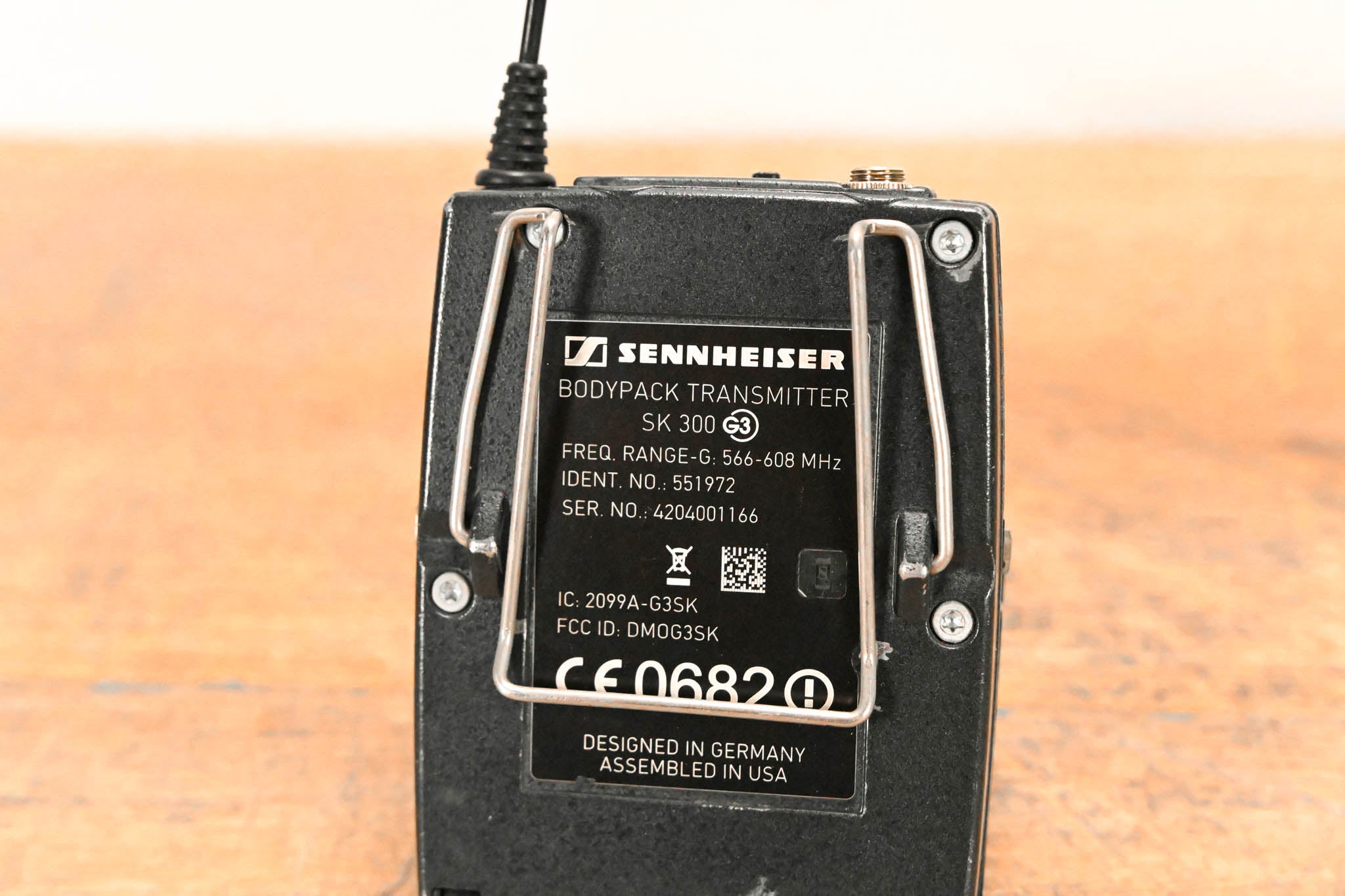 Sennheiser SK 300 G3 Wireless Bodypack Transmitter G Range: 566-608 MHz