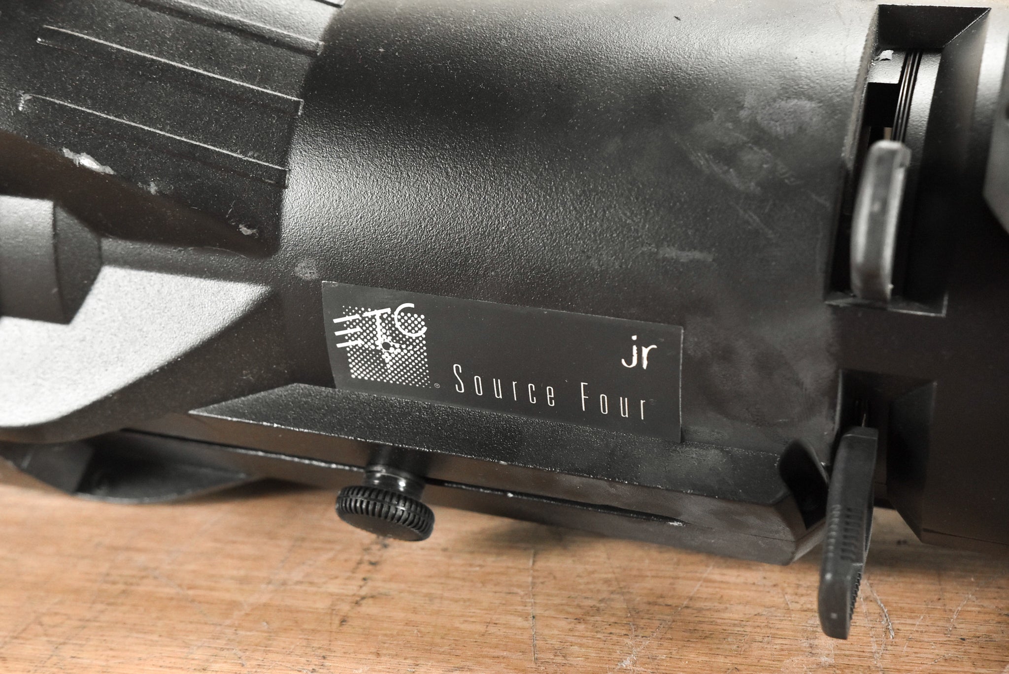 ETC Source Four Jr 26 Degree 575 Ellipsoidal Light