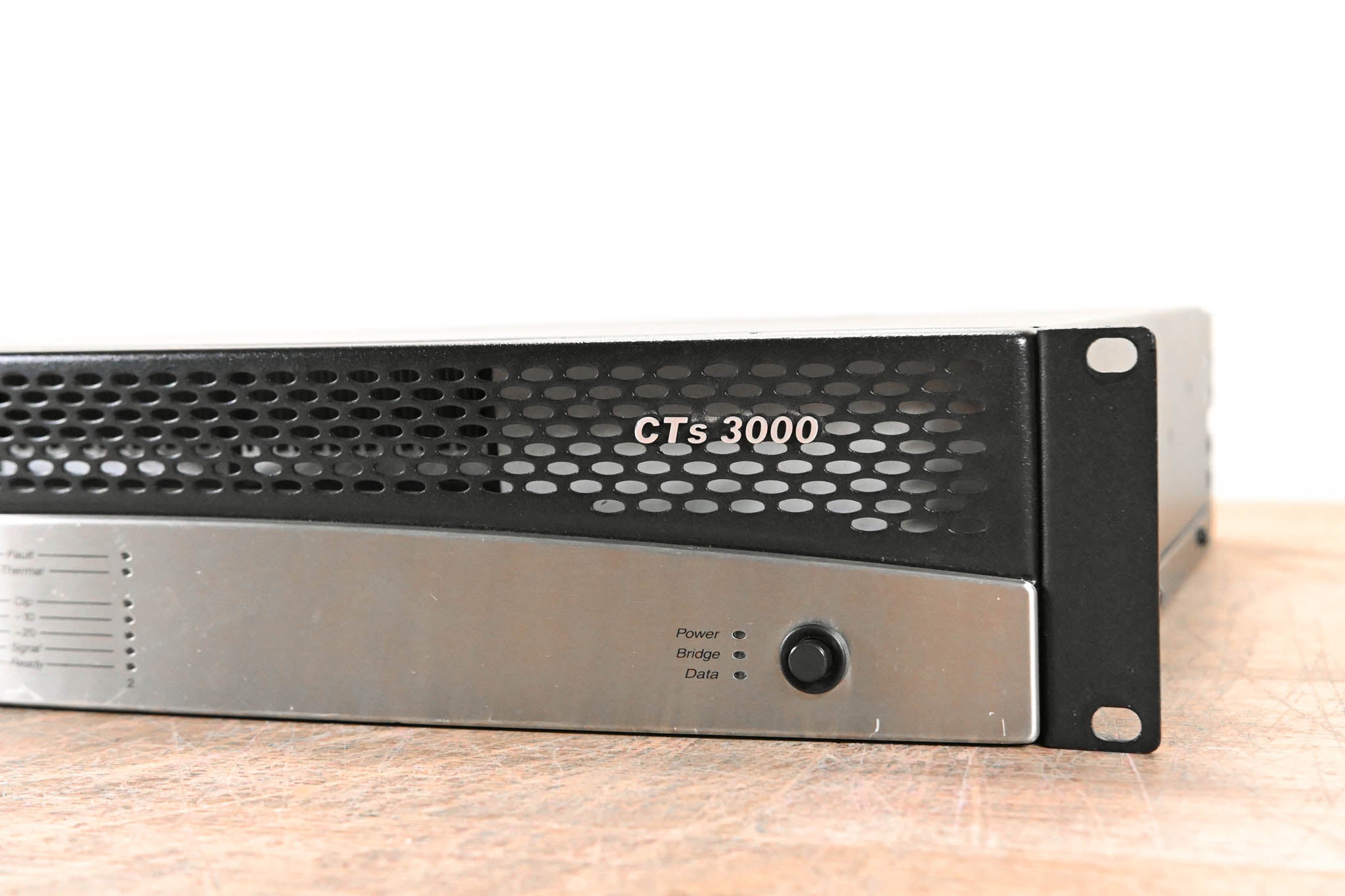 Crown CTs 3000 2-Channel Power Amplifier