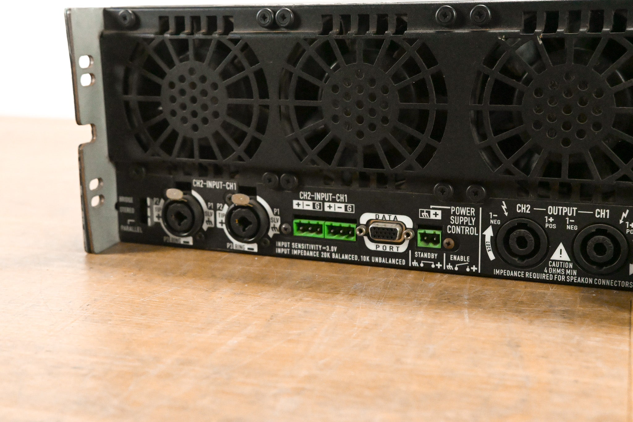 QSC PowerLight 9.0 PFC Power Factor Corrected 2-Channel Power Amplifier