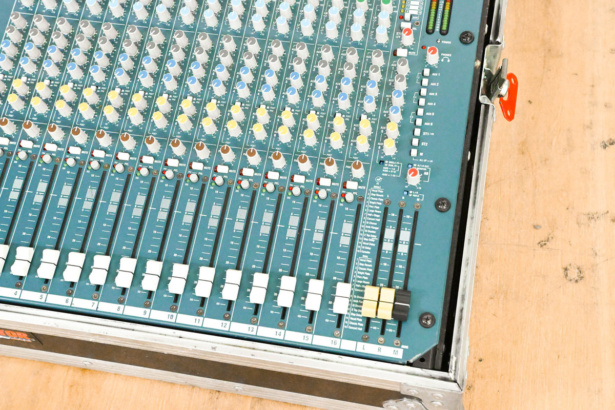 Allen & Heath MixWizard WZ3 16:2 16-Channel Analog Mixer w/ Road Case