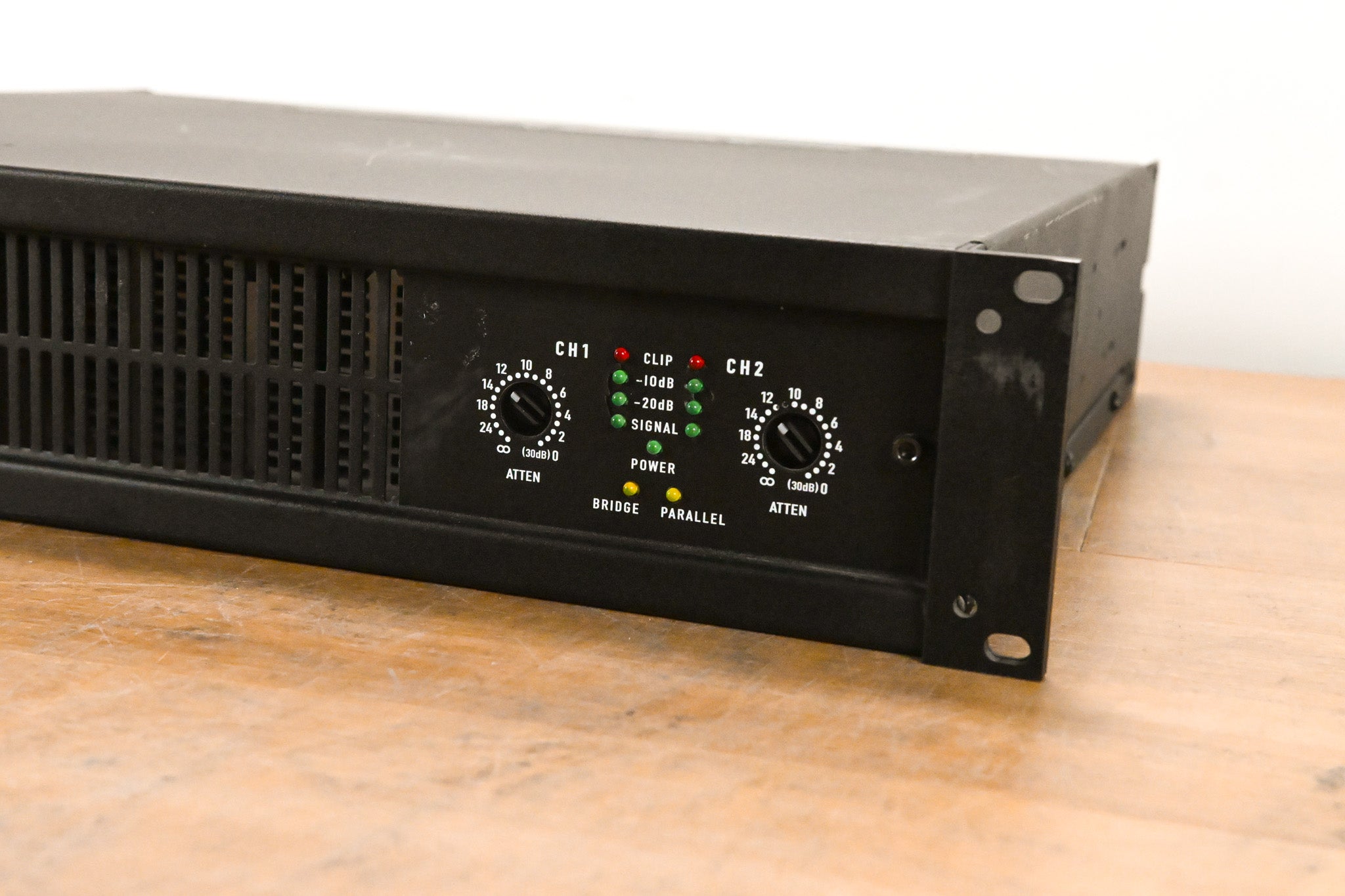 QSC CX302 2-Channel Power Amplifier