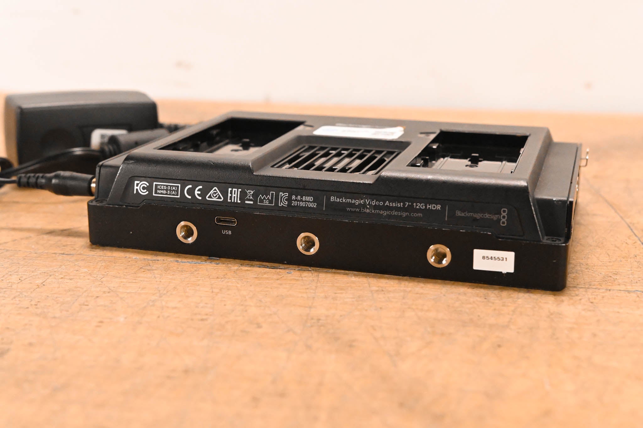 Blackmagic Design Video Assist 7" 12G-SDI/HDMI HDR Recording Monitor