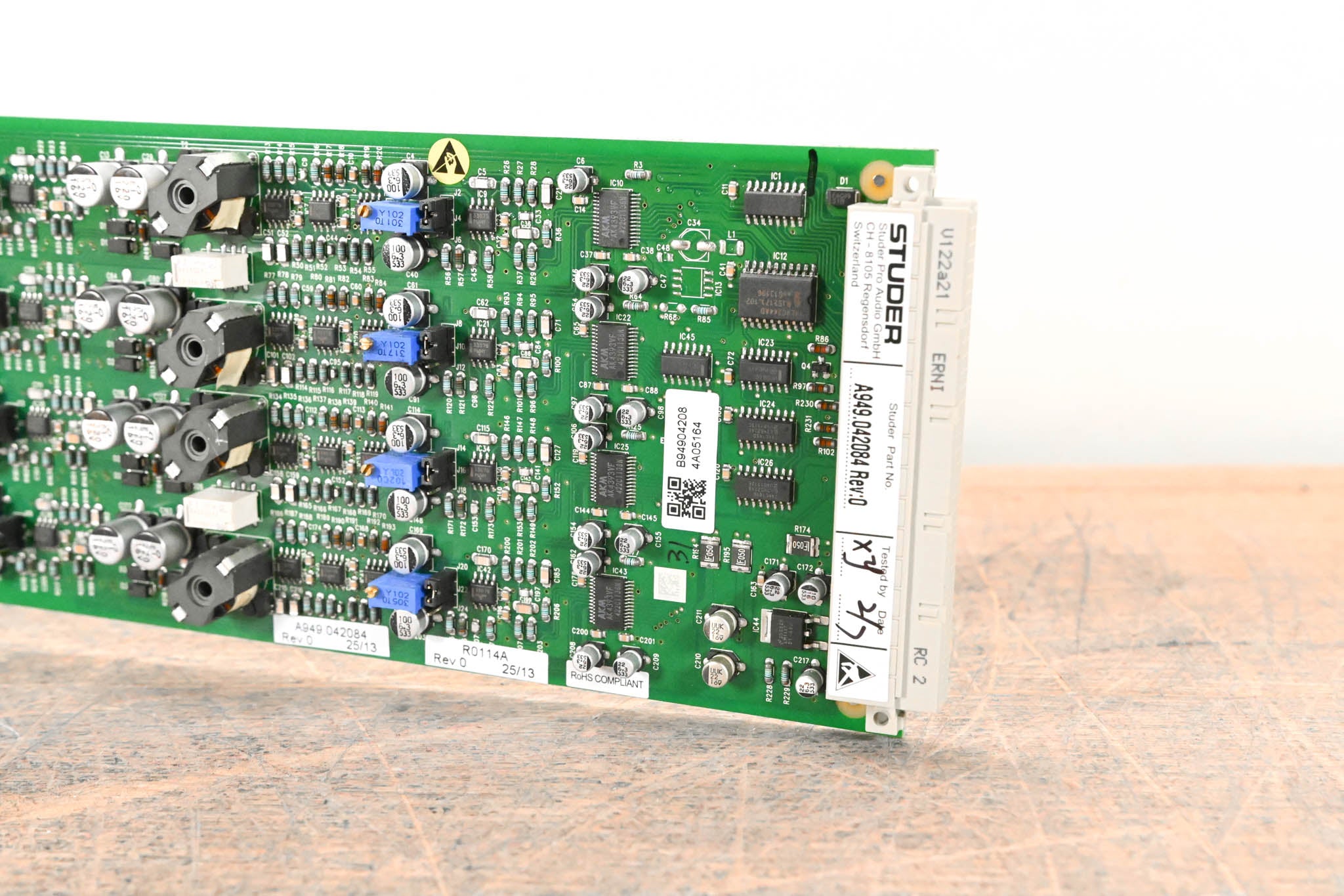 Studer 8-Channel Analog Line Out Card for D21m & D23m Modular I/O System