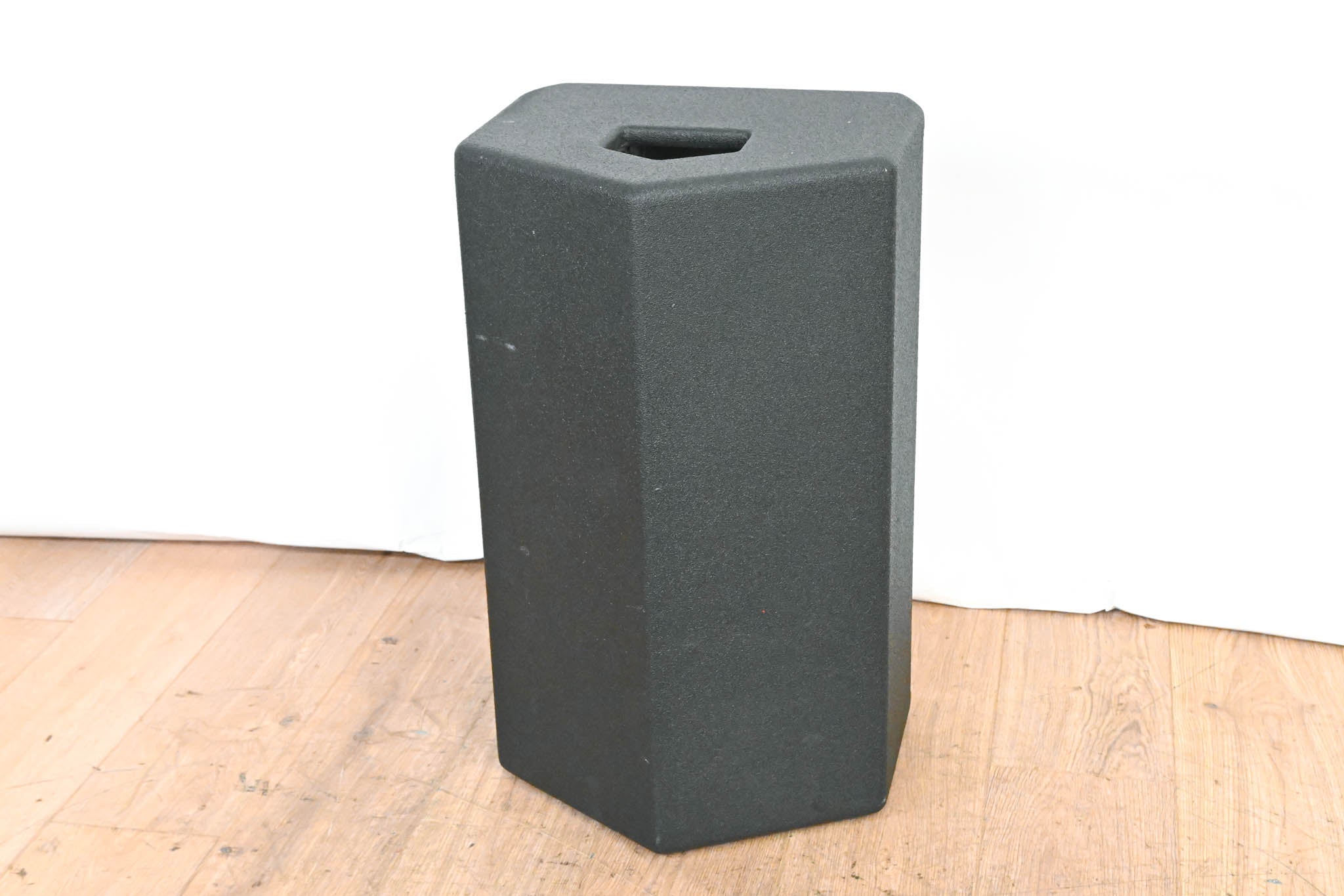 JBL MRX512M 12-inch Two-Way Passive Speaker / Stage Monitor