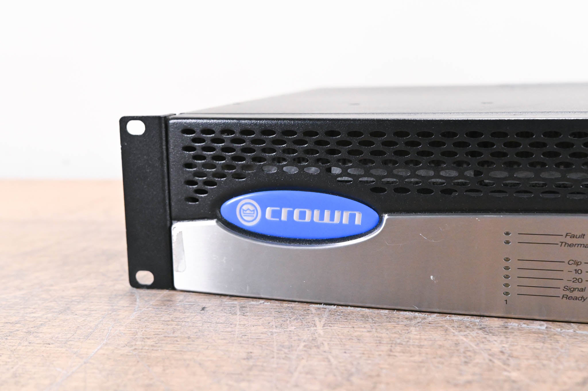 Crown CTs 3000 2-Channel Power Amplifier