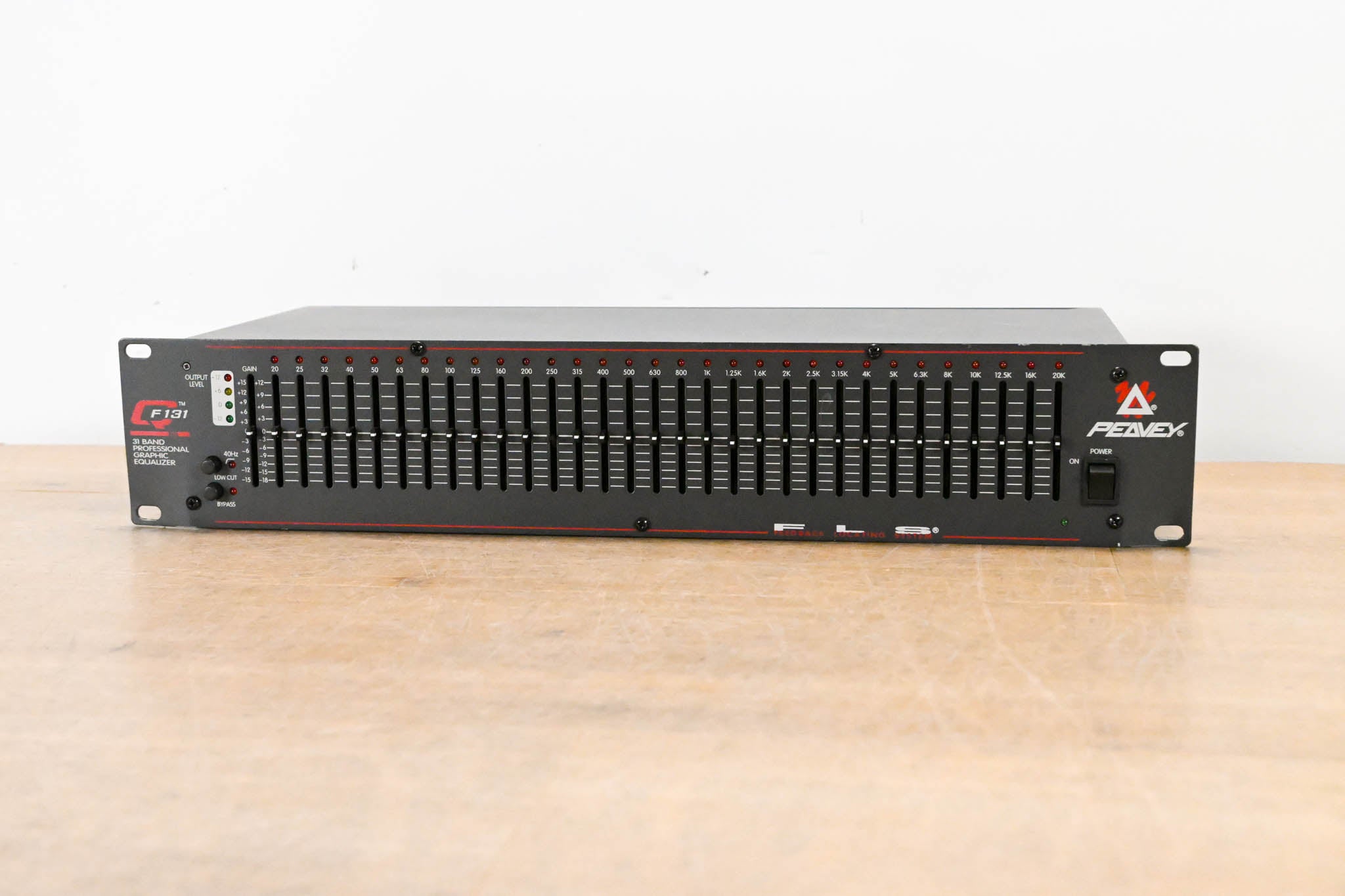 Peavey QF 131 31-Band Graphic Equalizer