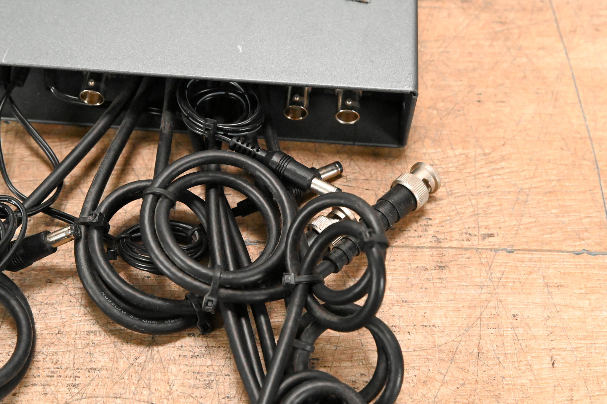 Sennheiser ASP 2 Antenna and Power Distribution System (NO POWER SUPPLY)