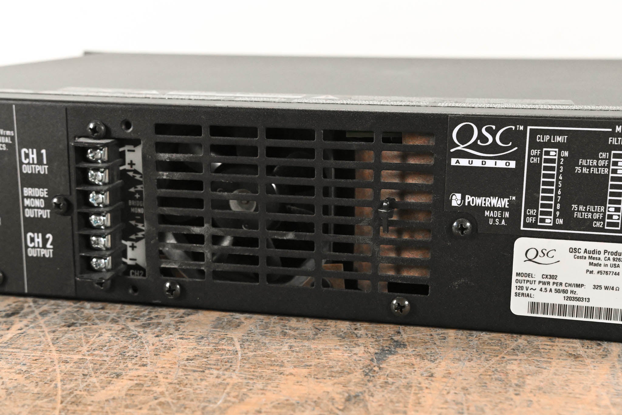 QSC CX302 2-Channel Power Amplifier