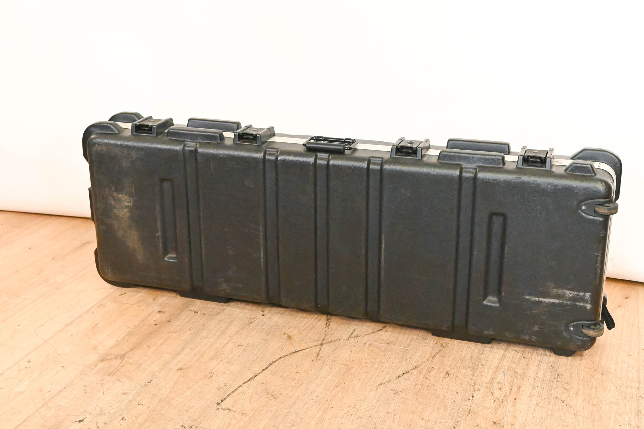 SKB 76-key Keyboard Case with Wheels