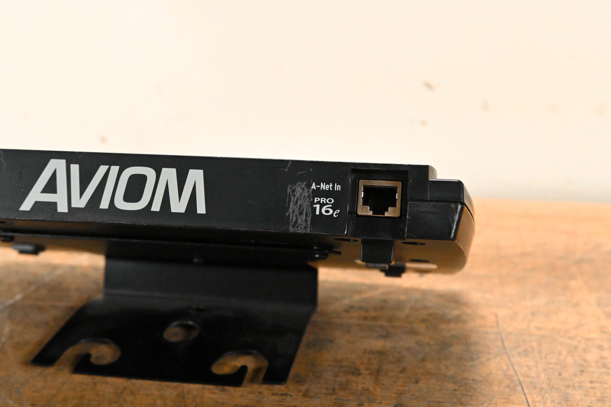 Aviom A320 16-Channel Personal Mixer