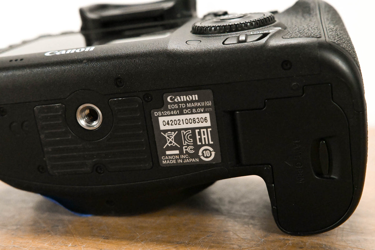 Canon EOS 7D Mark II DSLR Camera Body