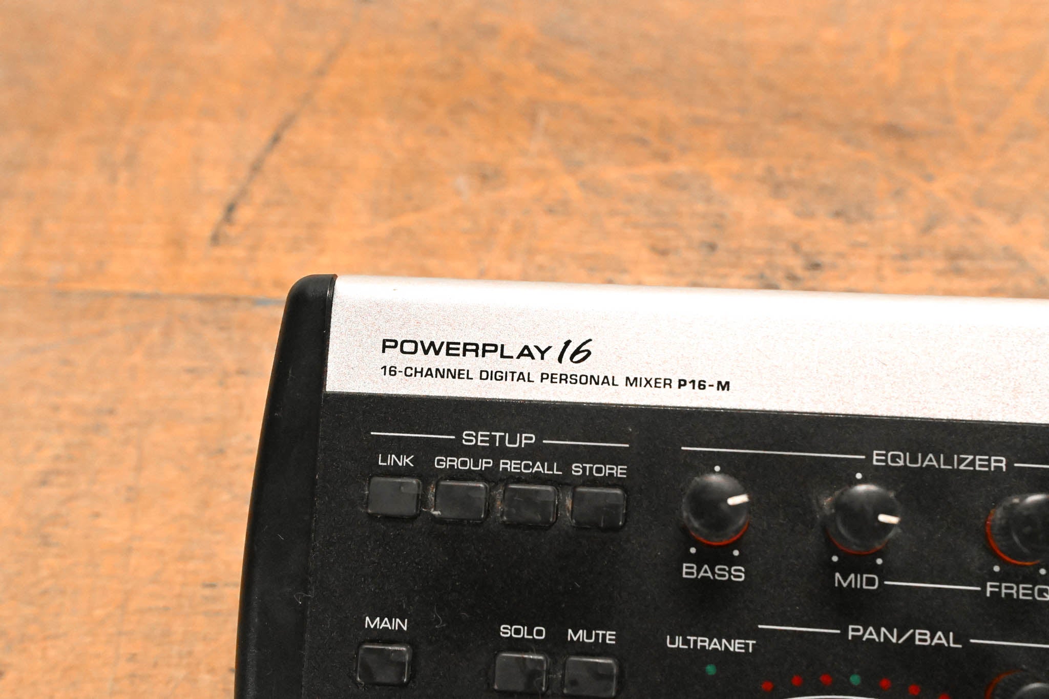 Behringer Powerplay P16-M 16-Channel Digital Personal Mixer