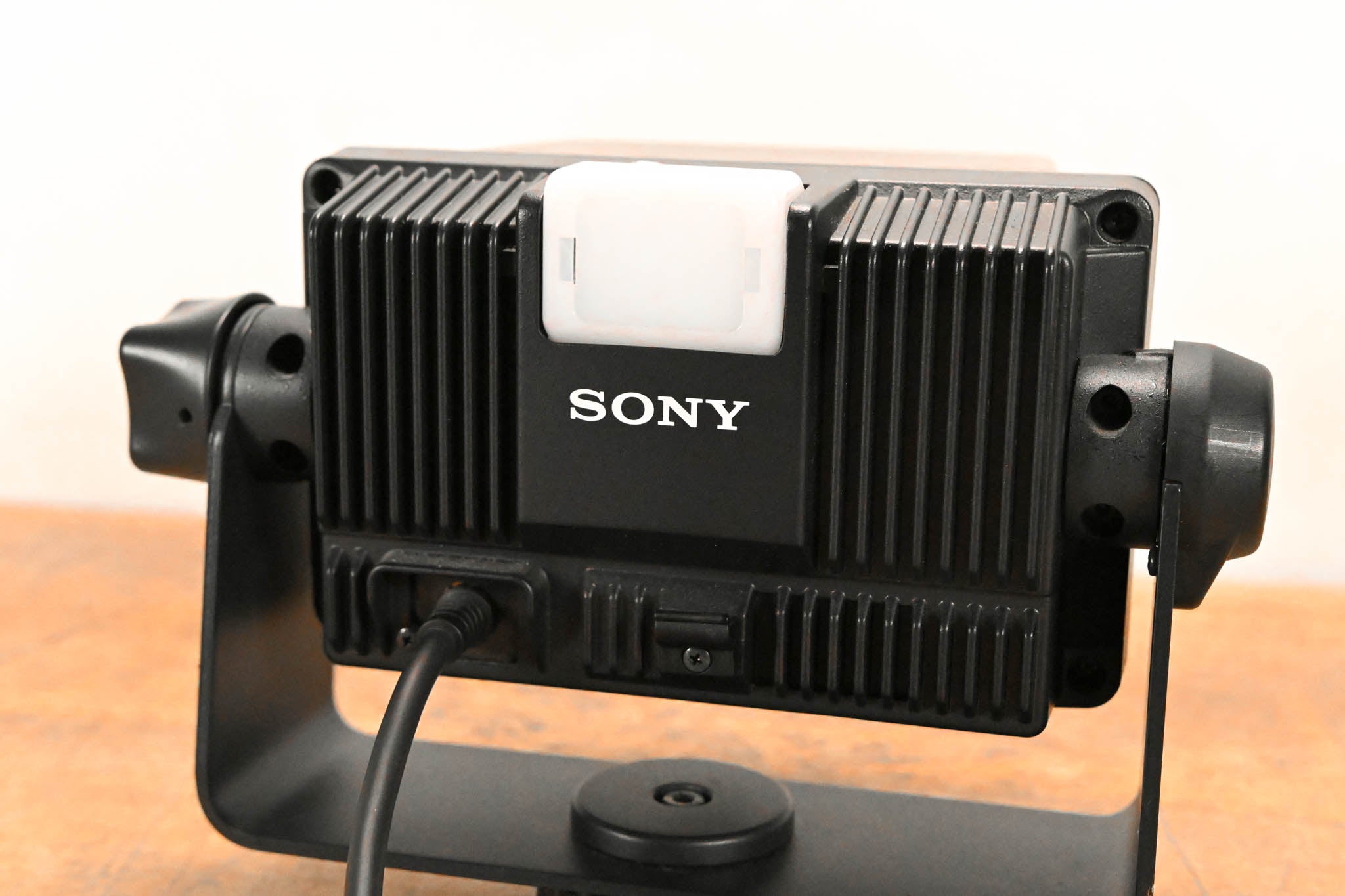 Sony DXF-C50WA 5-inch LCD Color Viewfinder for HXC-D70 SD/HD Camera