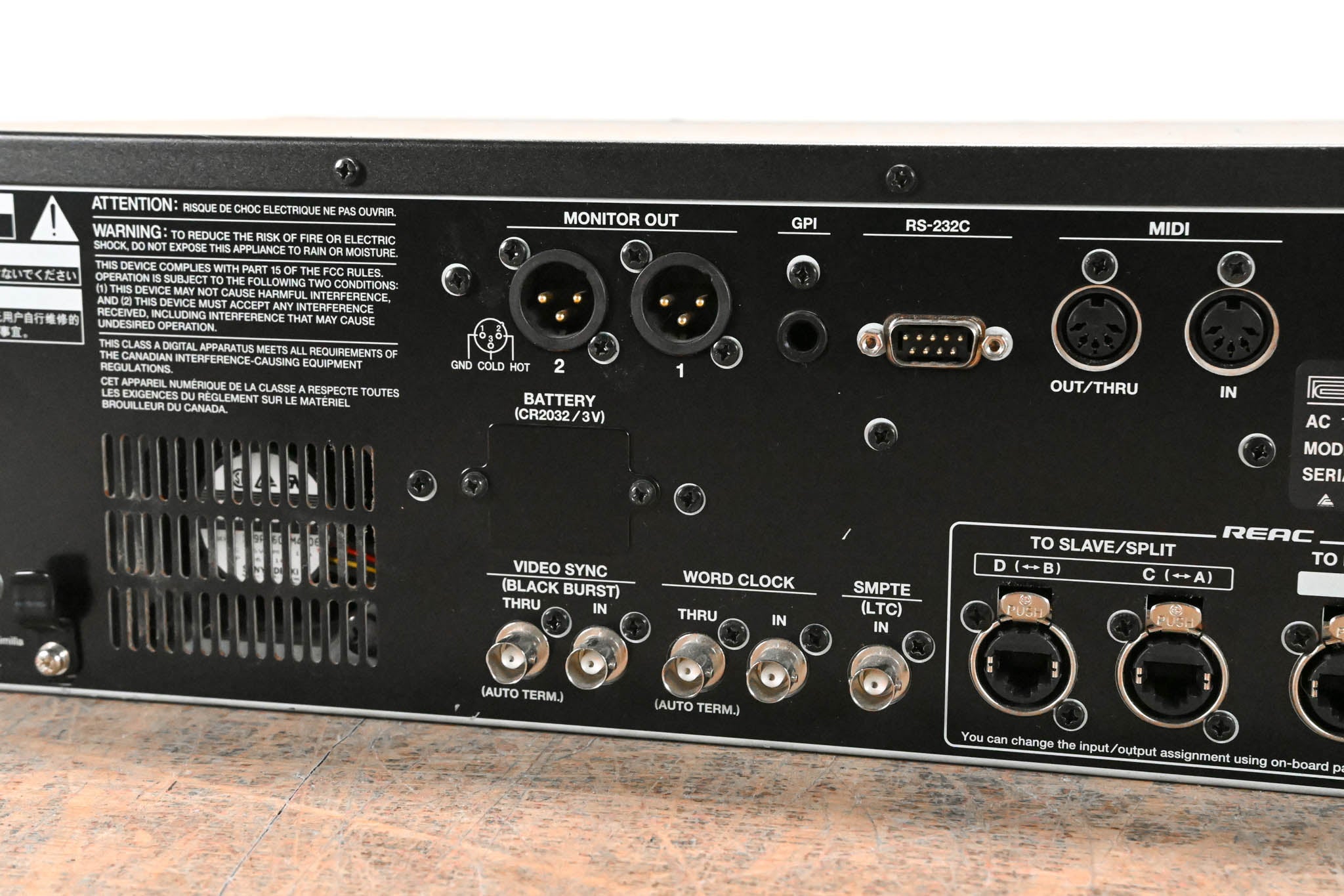 Roland R-1000 48-Track Audio Recorder and Player