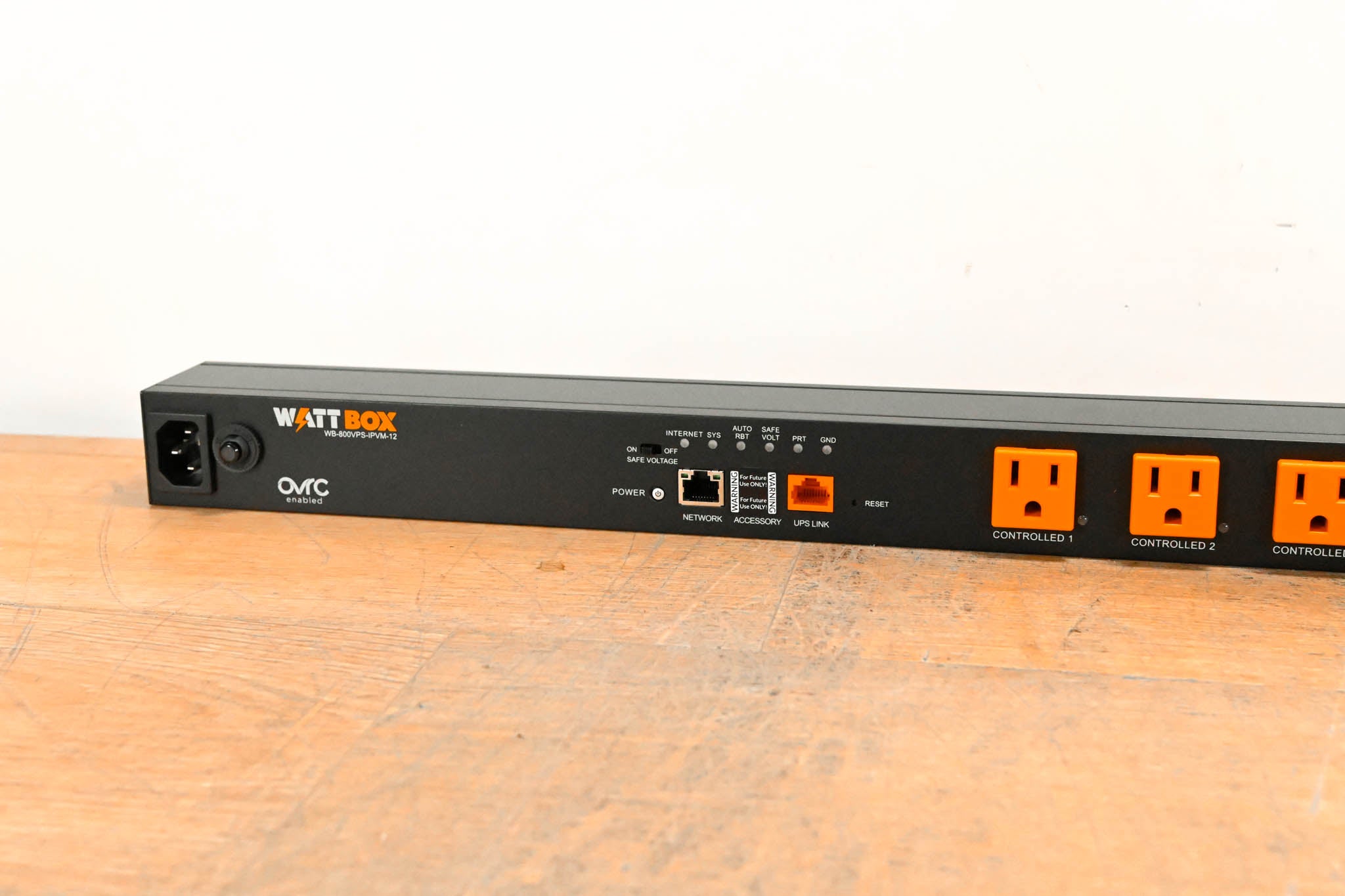 WattBox WB-800VPS-IPVM-12 Vertical IP Power Conditioner (12 Outlets)