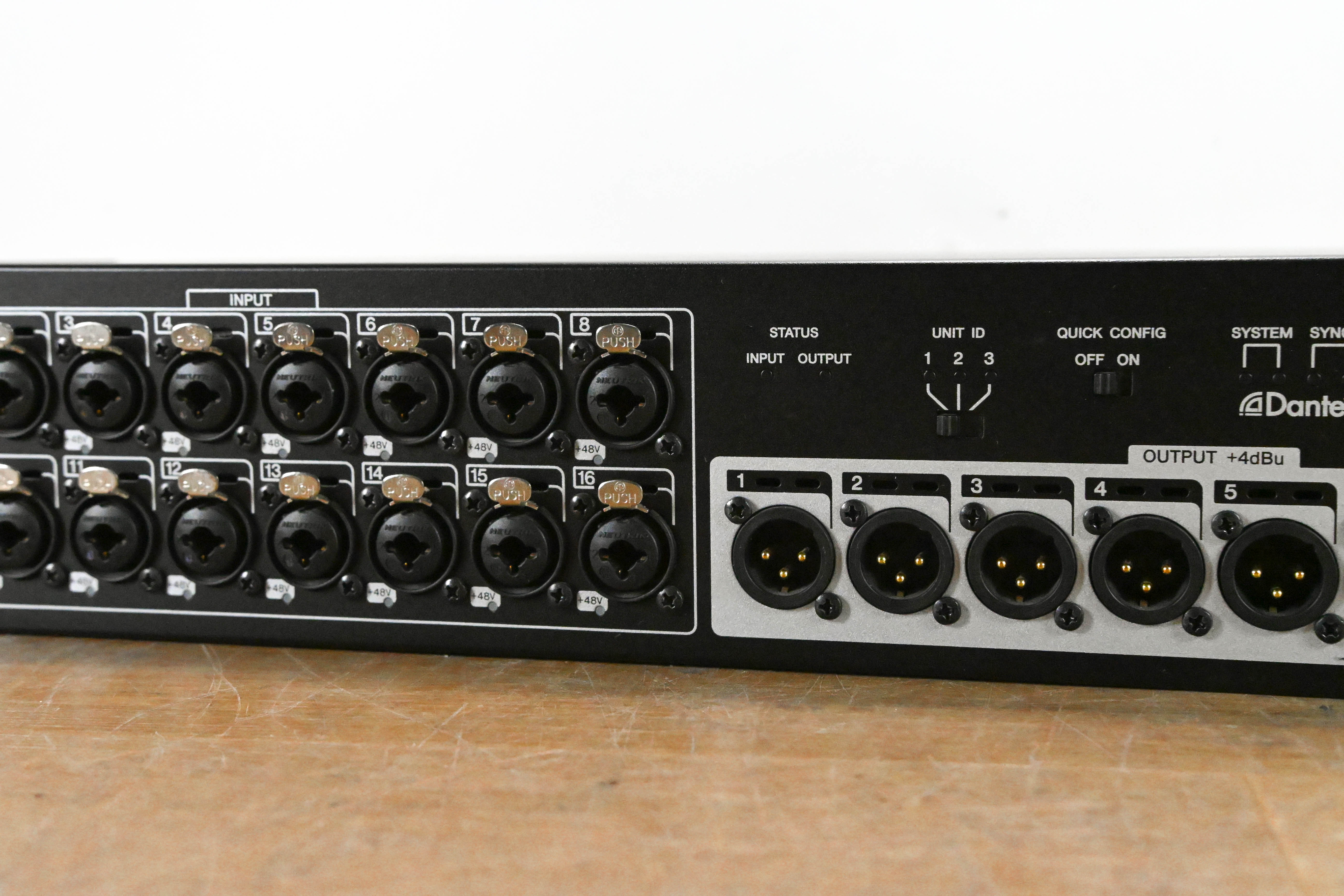 Yamaha Tio1608-D 16-Input/8-Output Dante Stagebox for TF Series Mixers