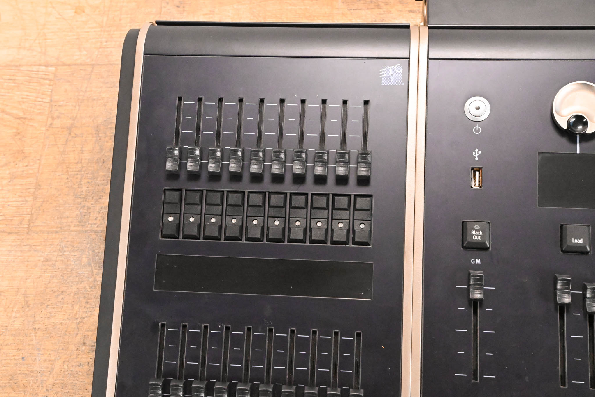 ETC ION 1000 Lighting Console with ETC 2x10 Universal Fader Wing