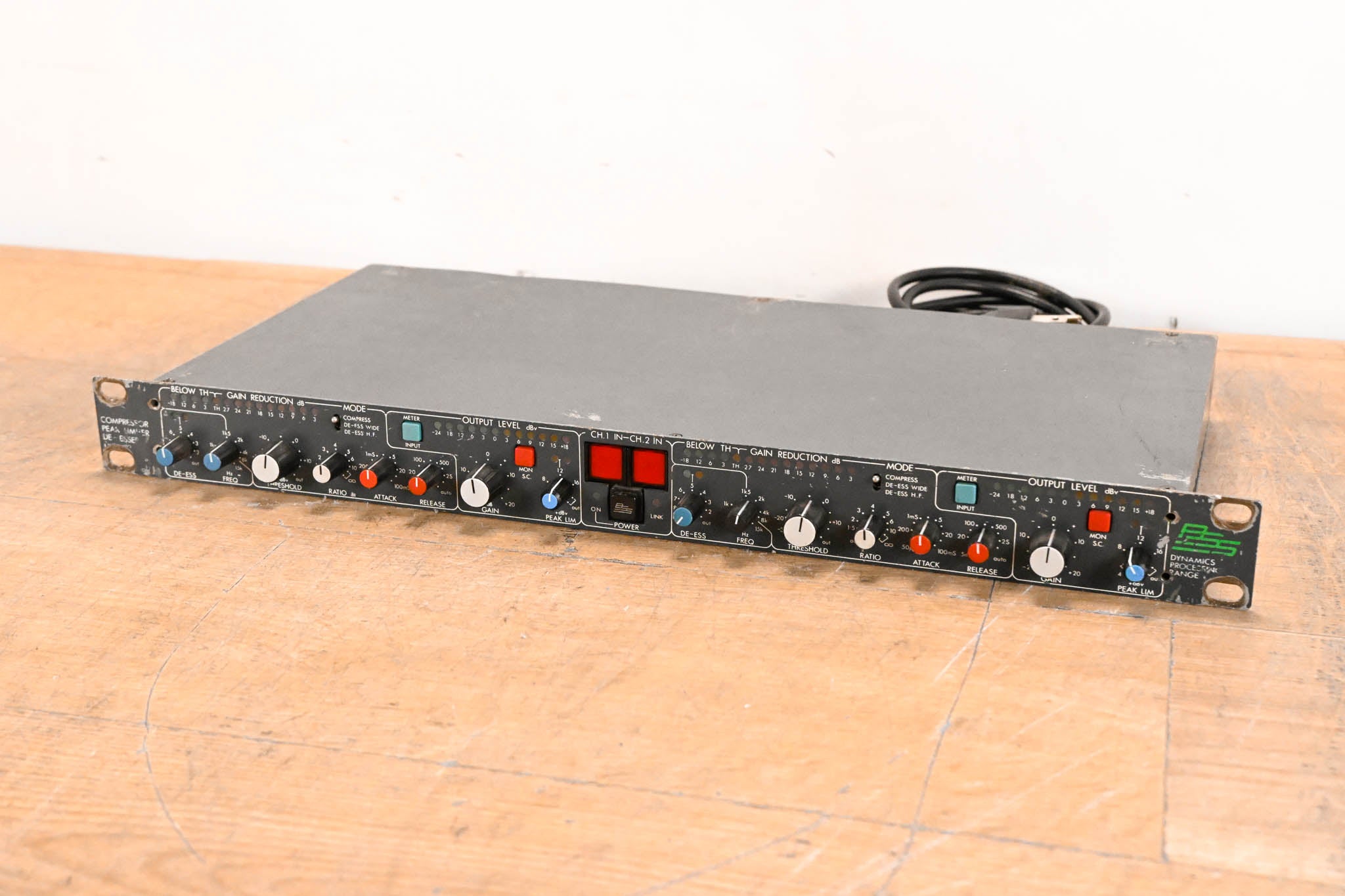 BSS DPR-402 Two-Channel Compressor/Limiter/De-Esser