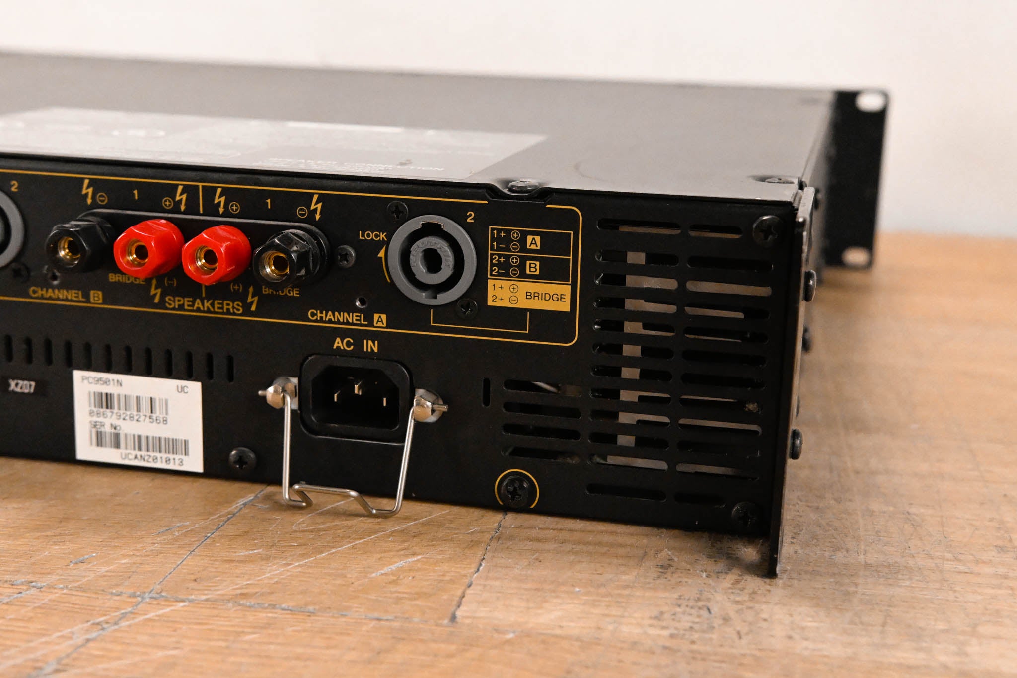 Yamaha PC9501N Two-Channel Power Amplifier