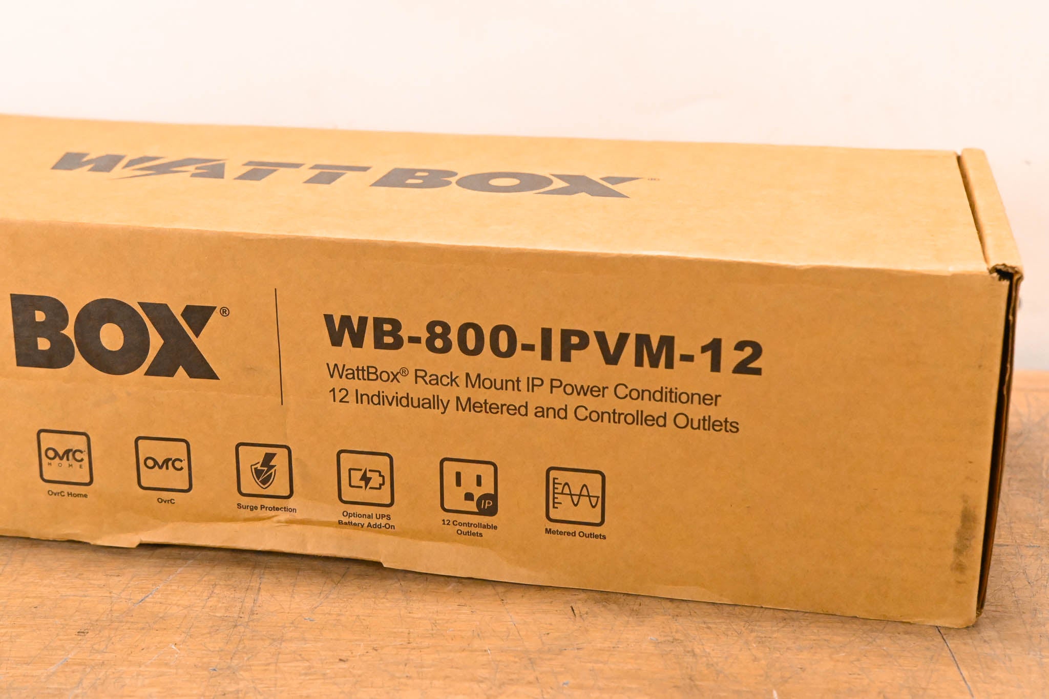 WattBox WB-800-IPVM-12 Rackmount IP Power Conditioner (12 Outlets)