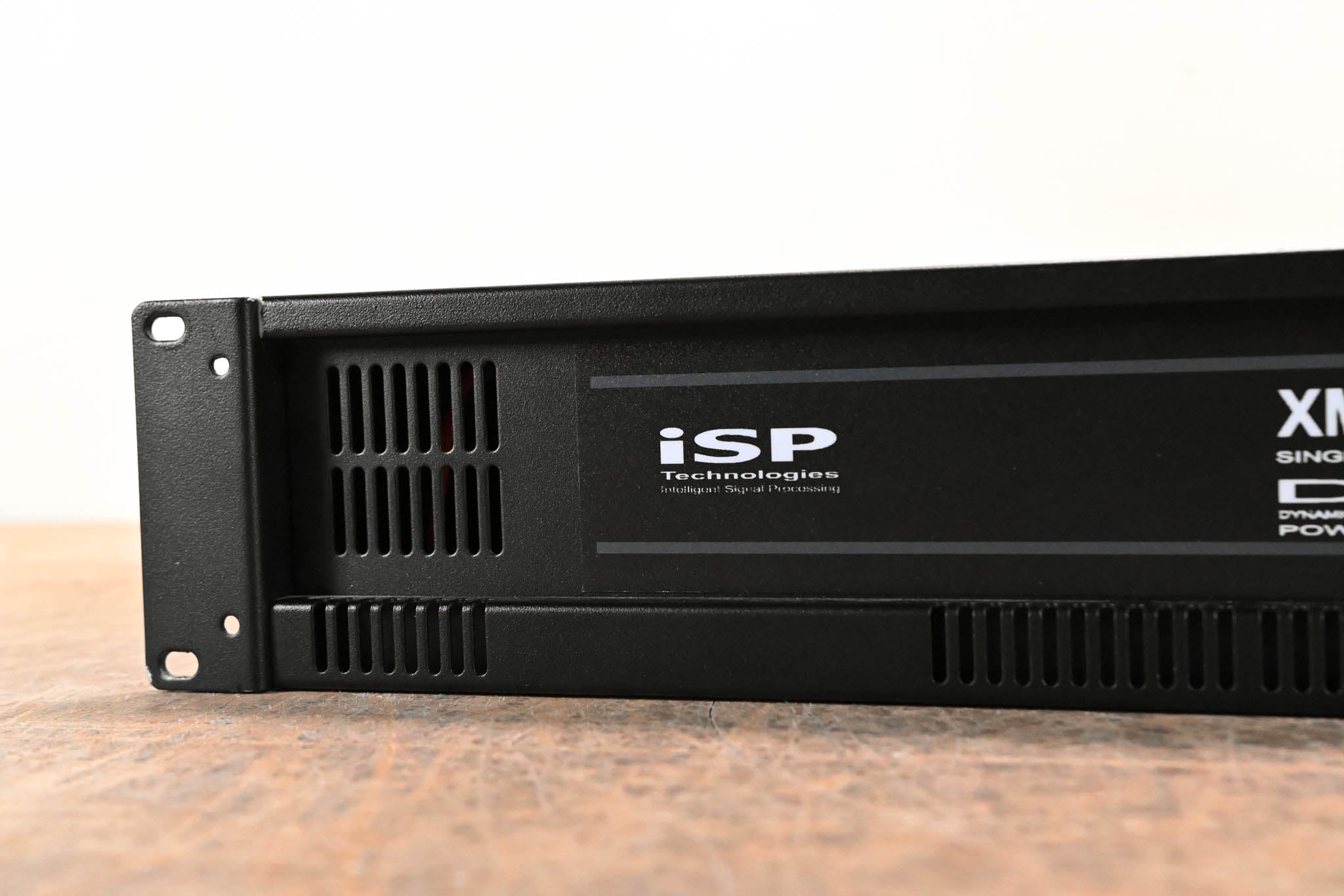 iSP Technologies XMAX 218-RA Single-Channel Subwoofer Power Amplifier