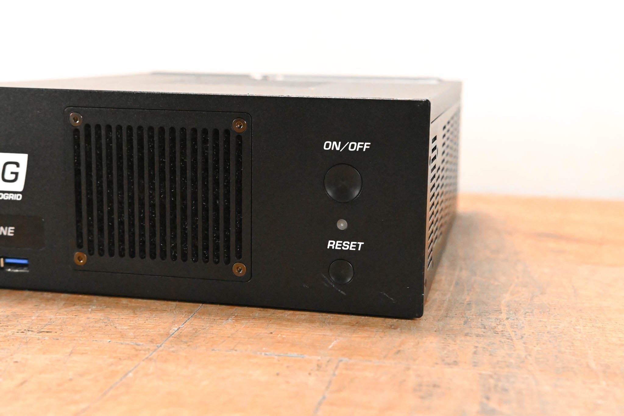 Waves SoundGrid Axis One SoundGrid Computer for Live Audio