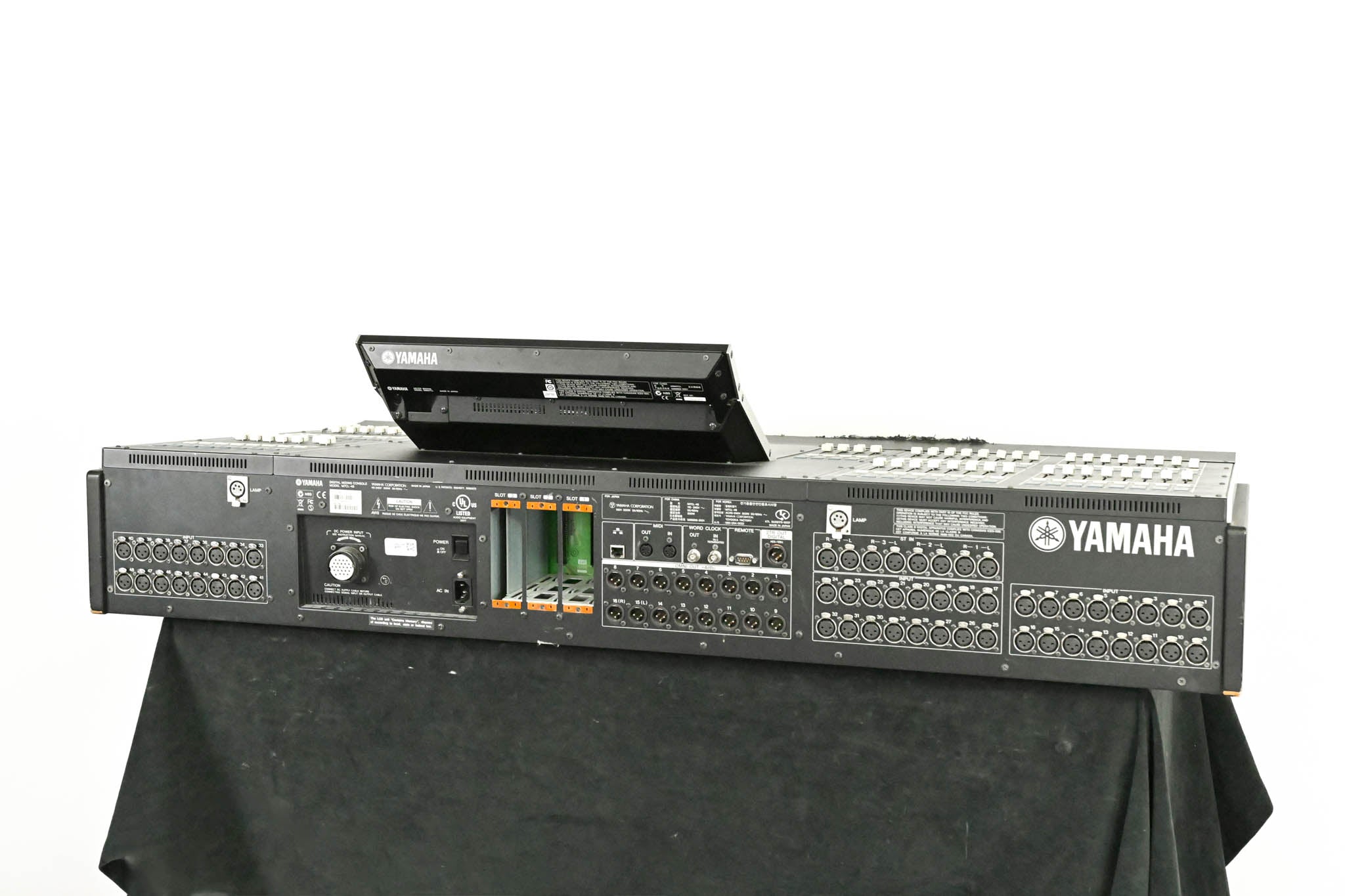 Yamaha M7CL-48 48-Channel Digital Audio Mixing Console