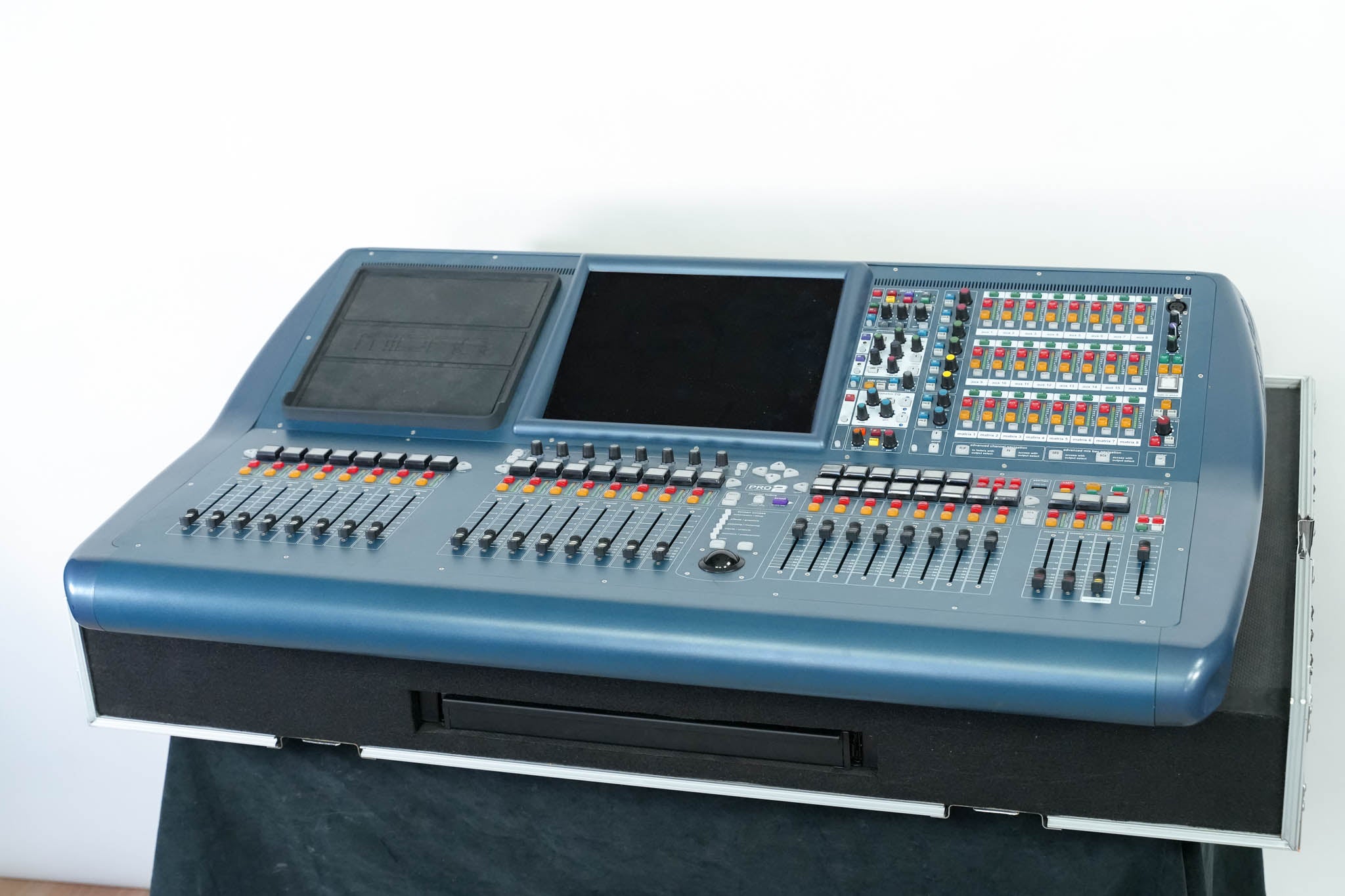 Midas PRO2 Live Digital Audio Mixing Console with Flight Case