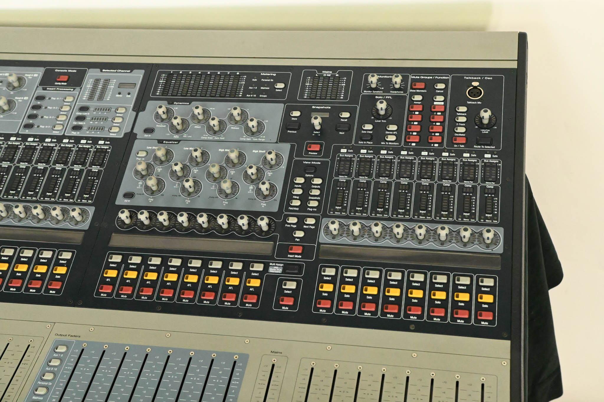 Digidesign VENUE Profile Digital Mixing Console with Mix Rack